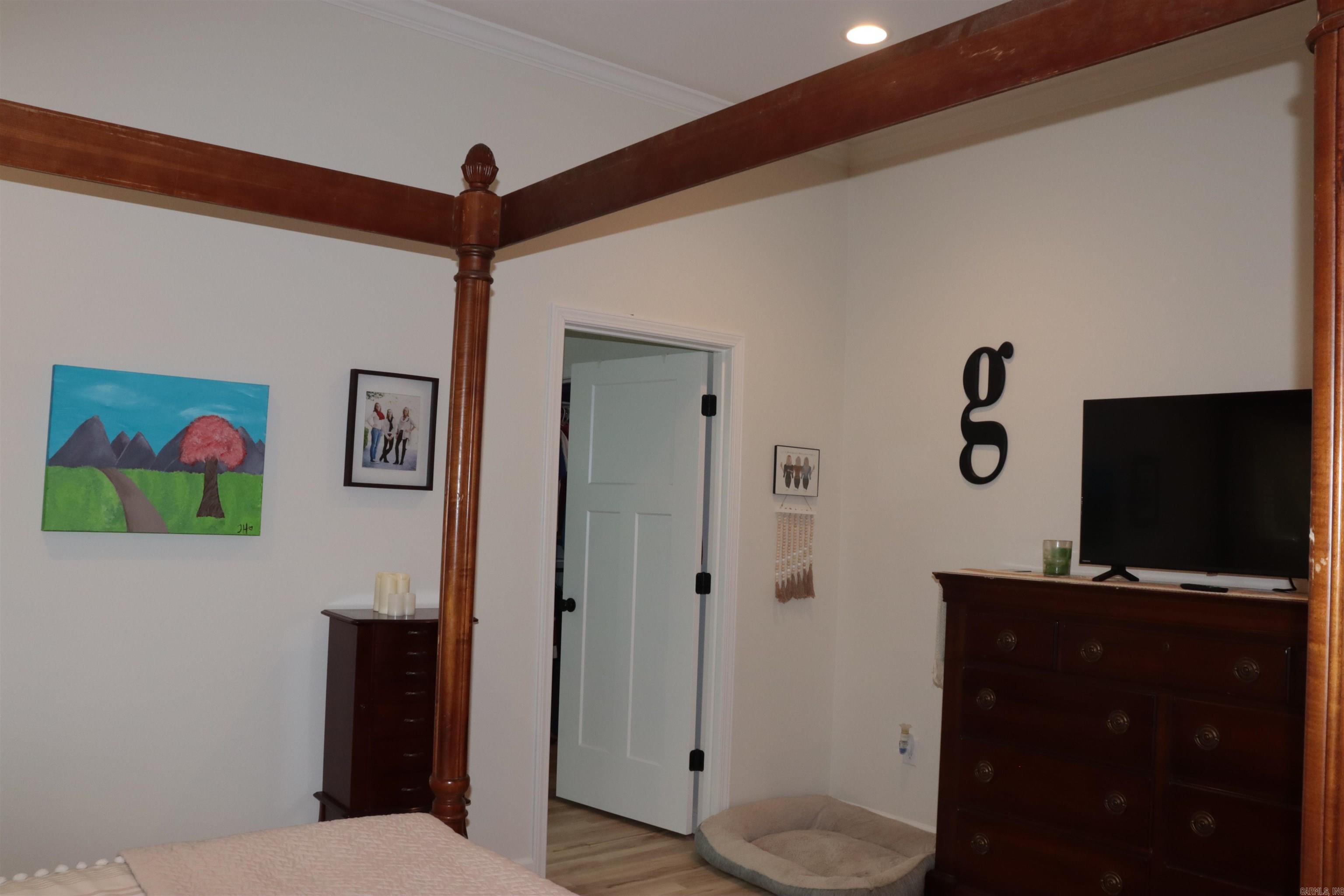 LEWIS COVE - Residential