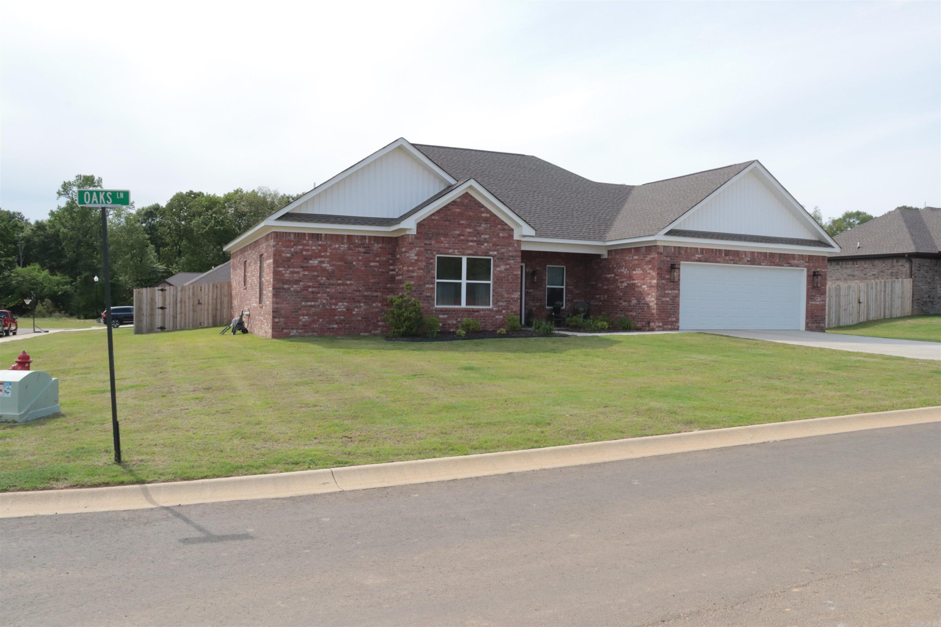 LEWIS COVE - Residential