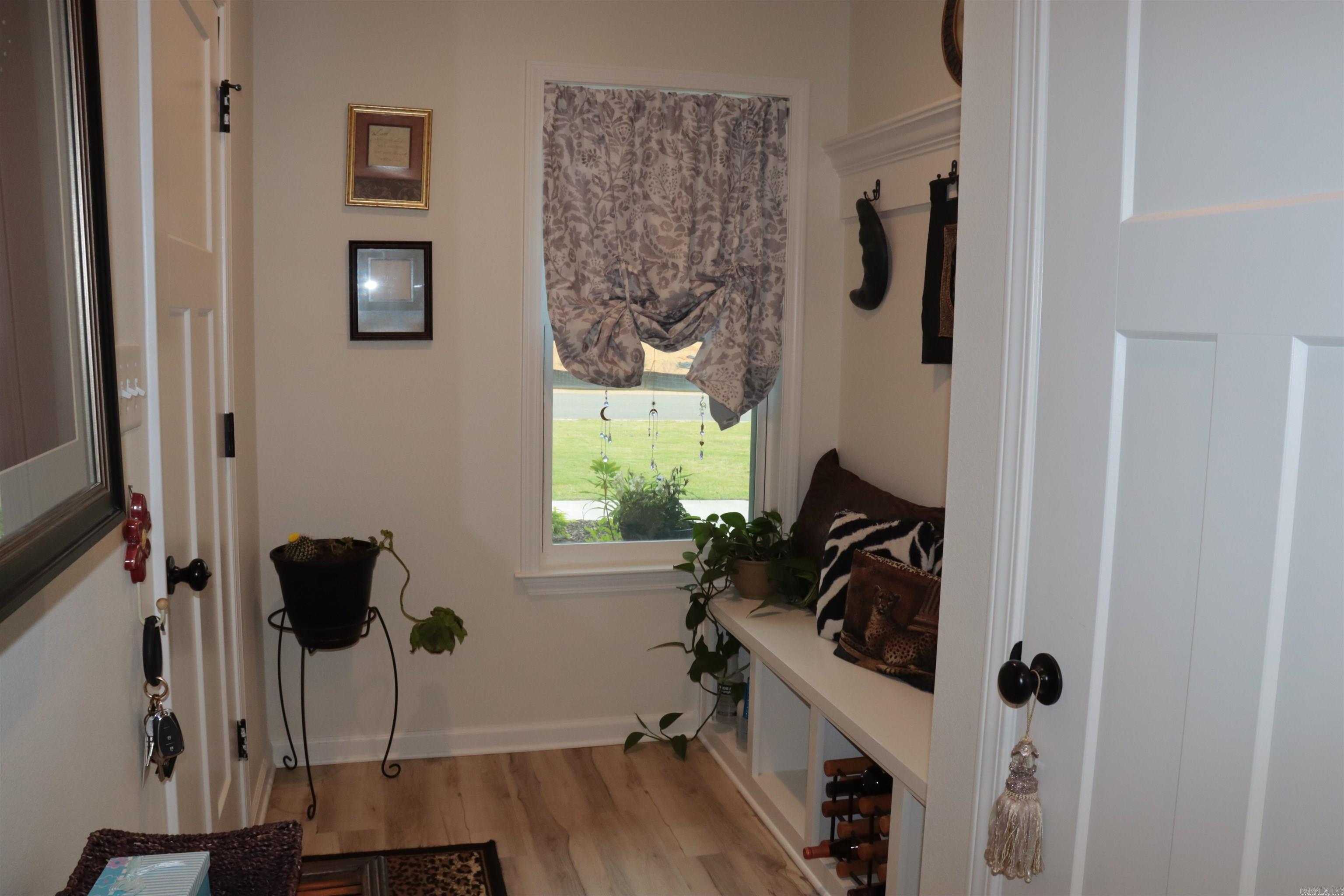 LEWIS COVE - Residential