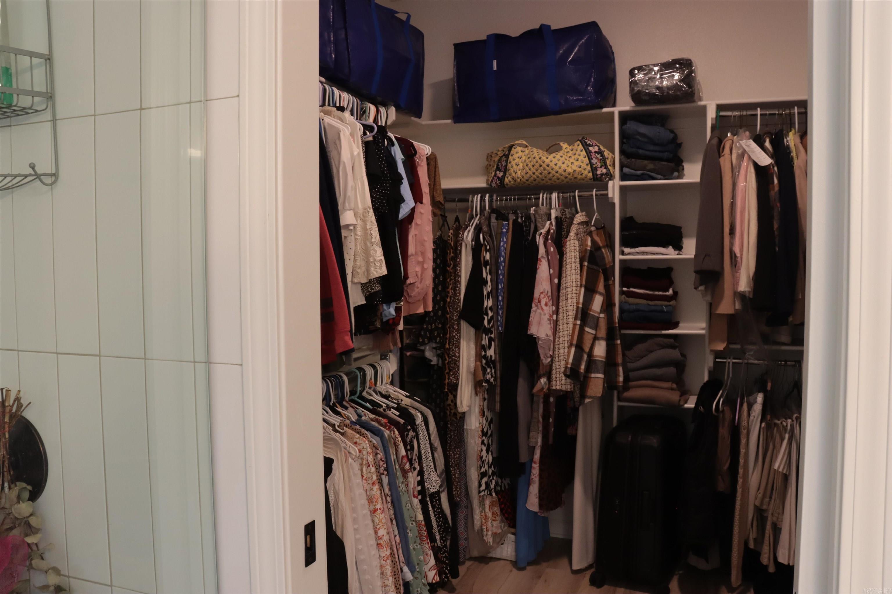 LEWIS COVE - Residential