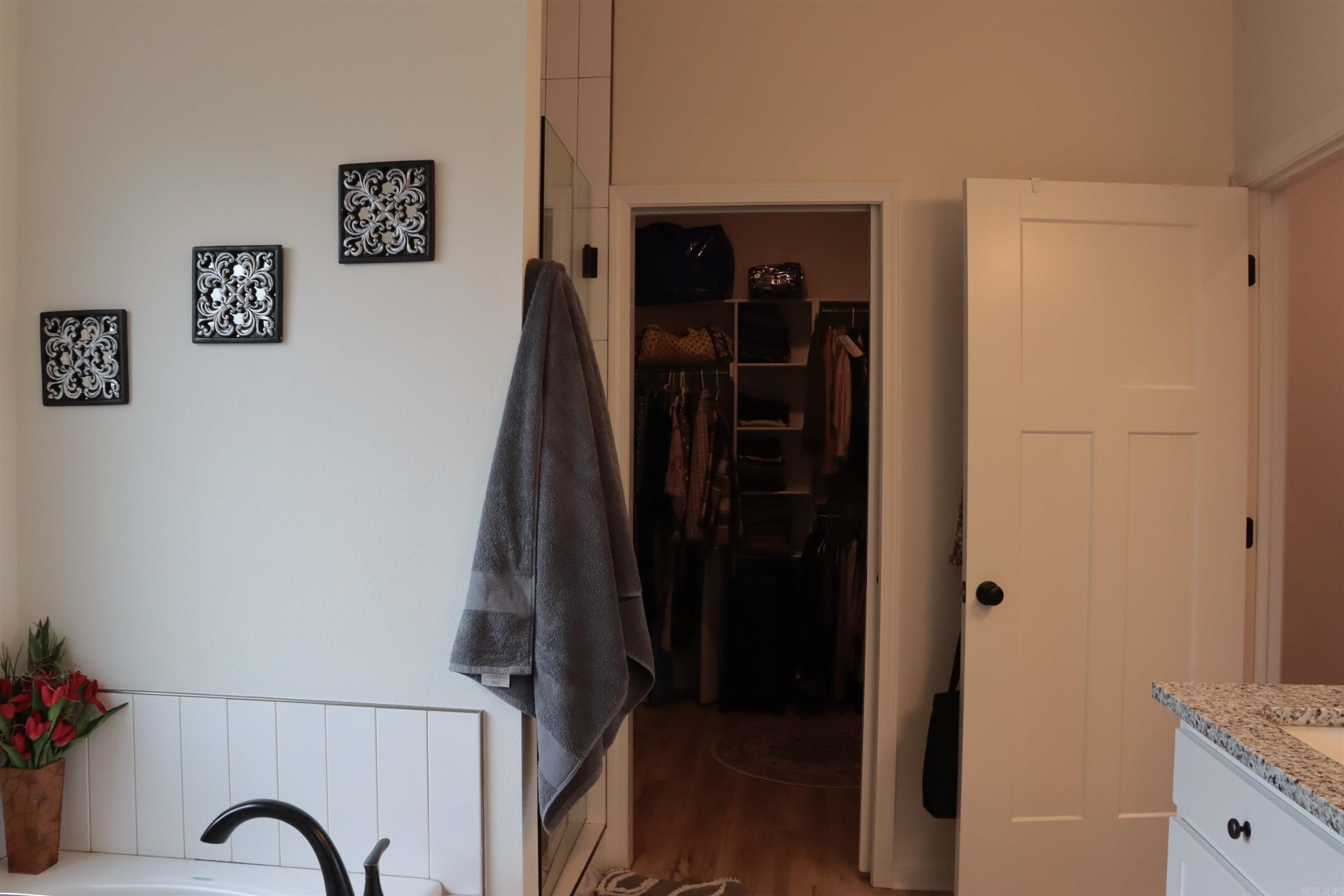 LEWIS COVE - Residential