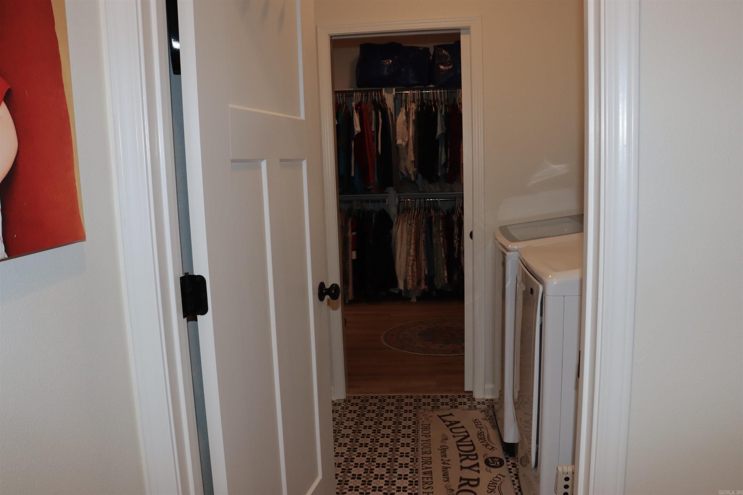 LEWIS COVE - Residential