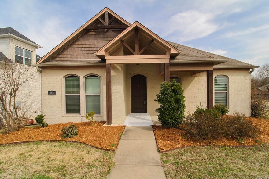 Beautifully situated in a gated West Conway community, this charming home offers and open concept layout ideal for entertaining.  Enjoy neighborhood walking paths, a welcoming community feel, and a spacious yard perfect for relaxing or hosting guests.