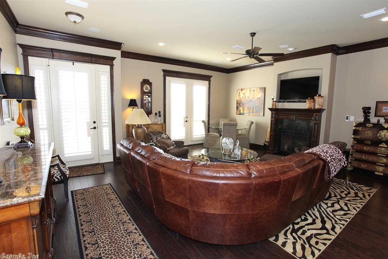 CENTENNIAL - Residential