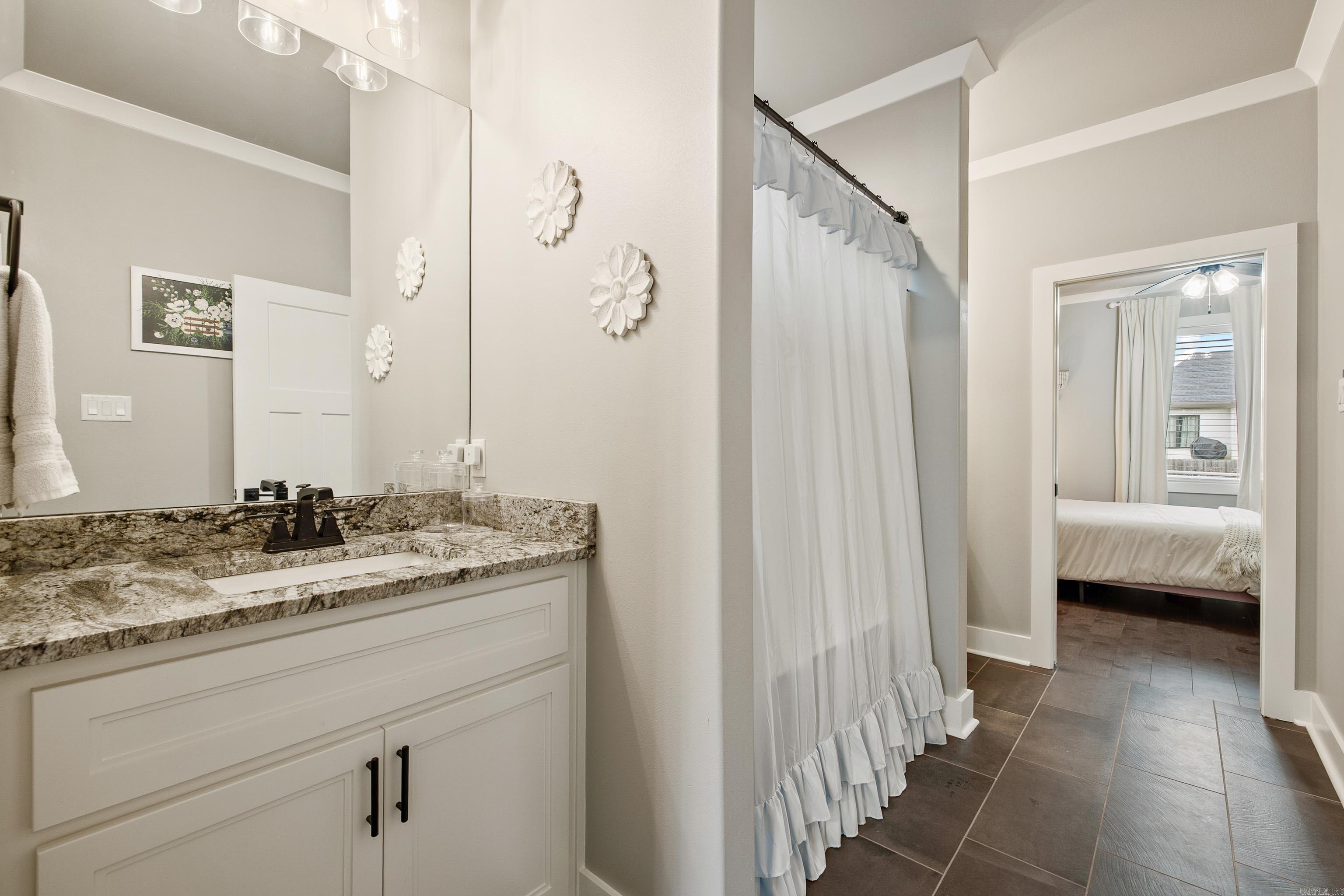 THE WOODS OF HURRICANE LAKE ESTA - Residential