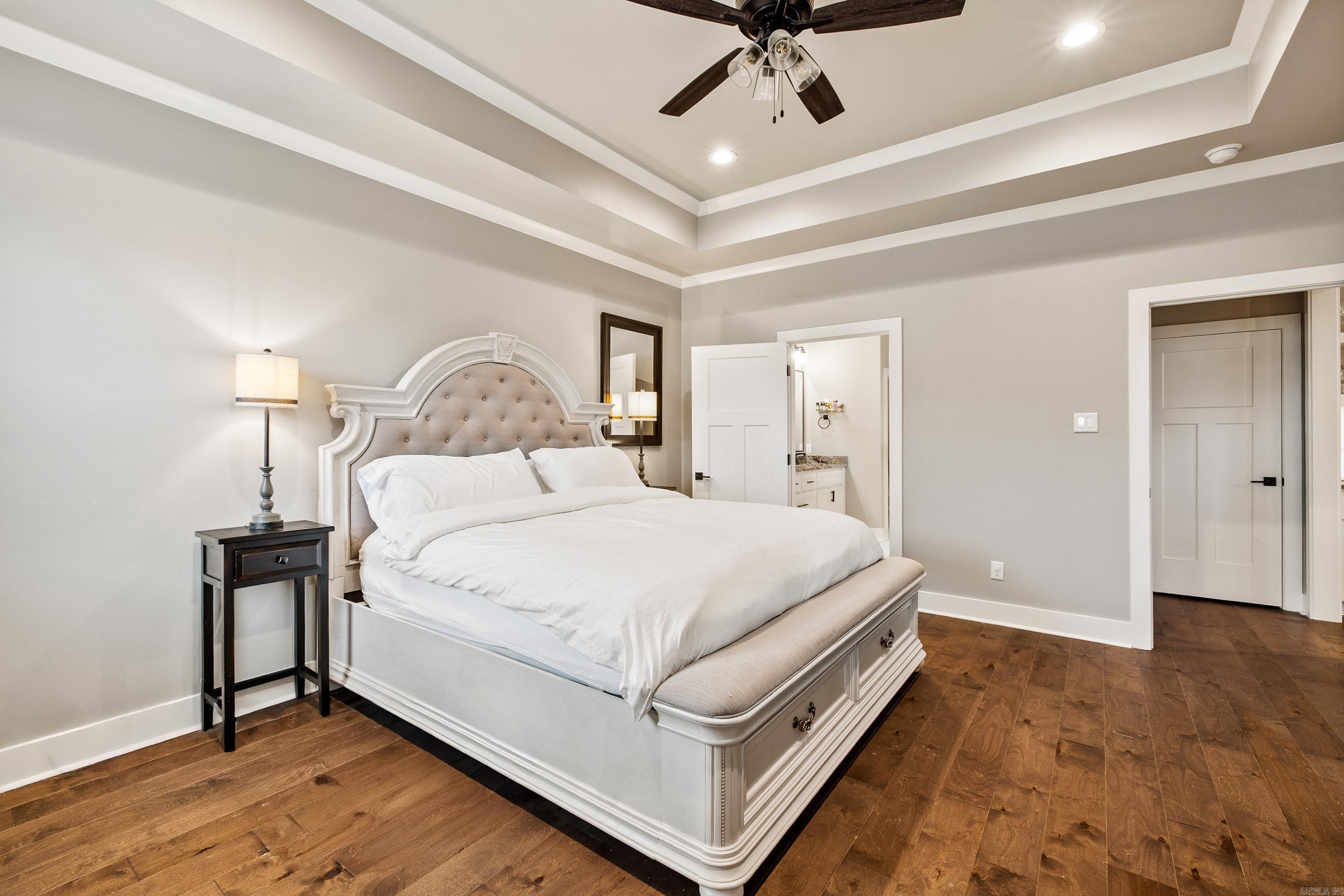 THE WOODS OF HURRICANE LAKE ESTA - Residential
