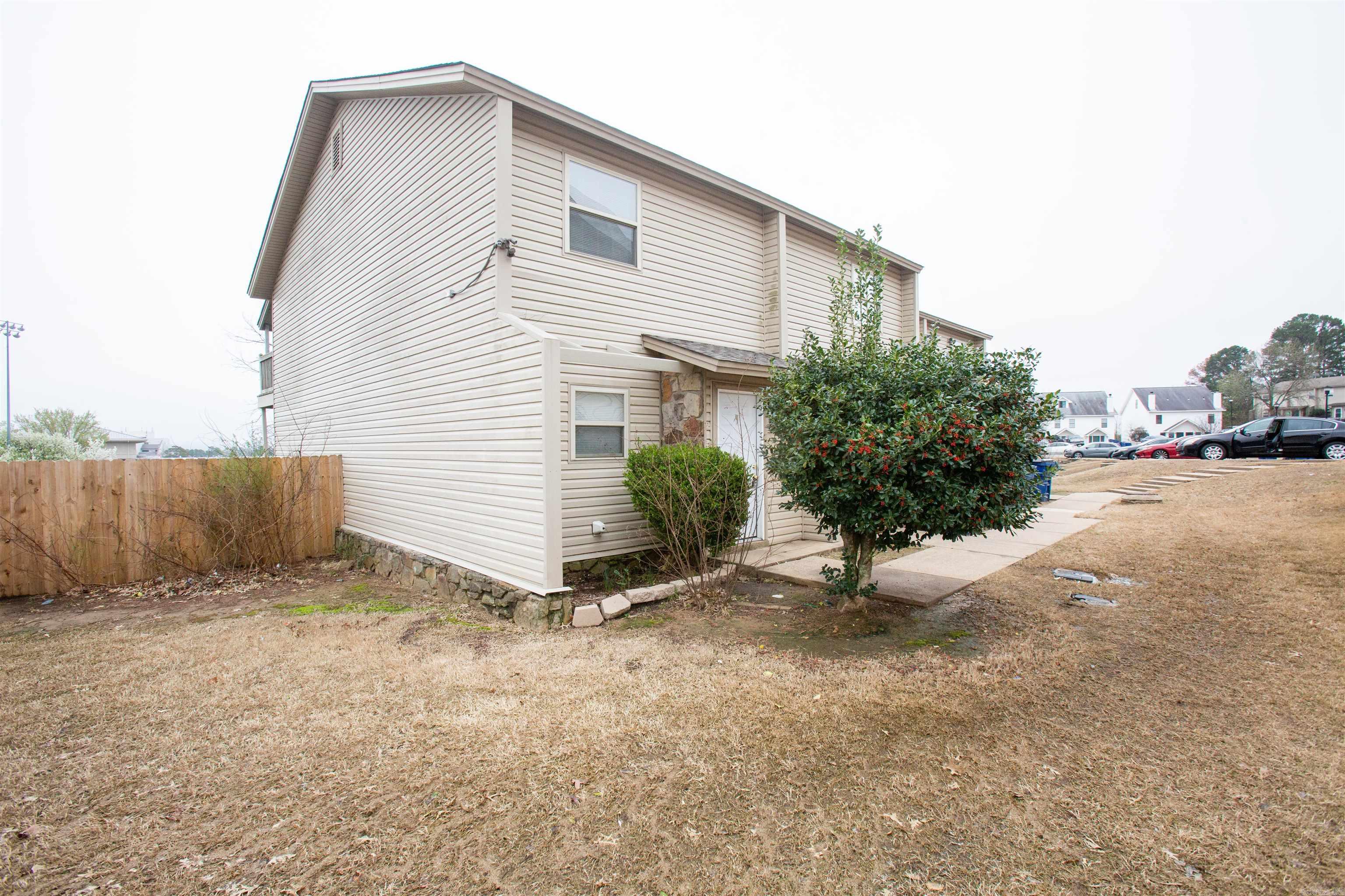 Edge Hill Townhomes - Residential Lease