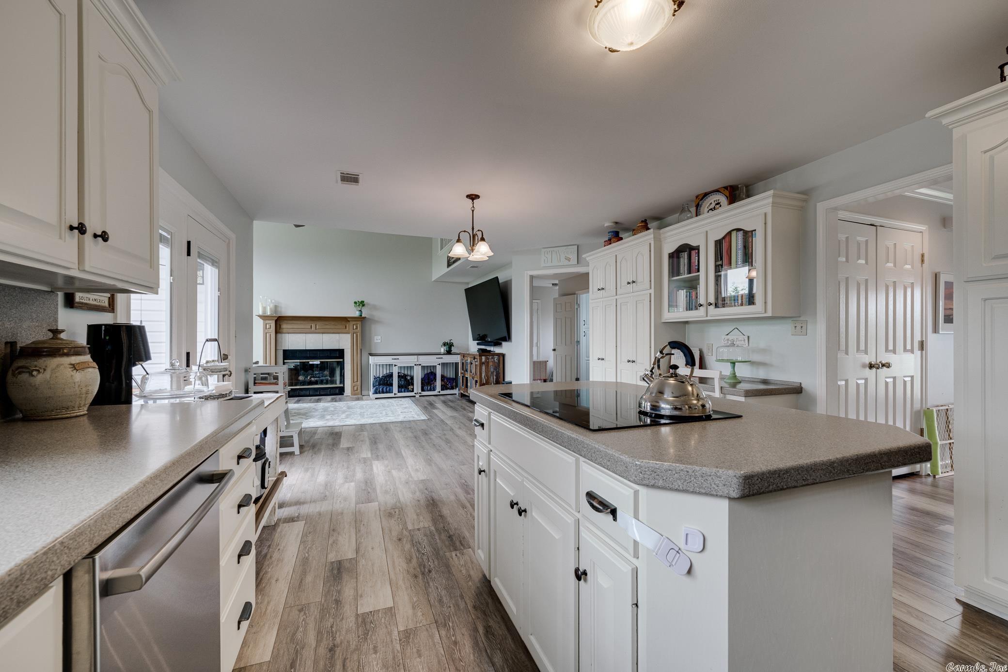 MILL CREEK EST - Residential