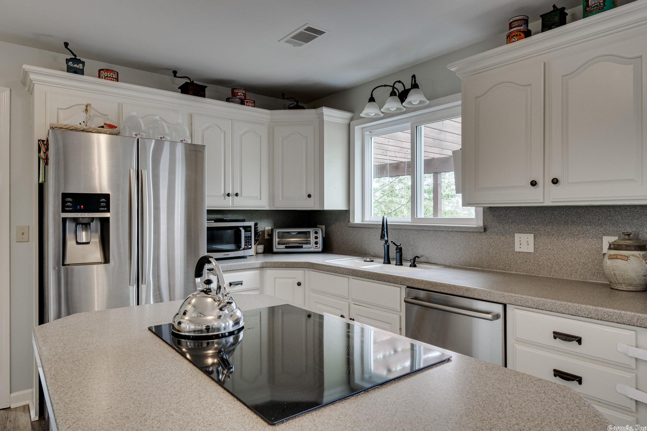 MILL CREEK EST - Residential