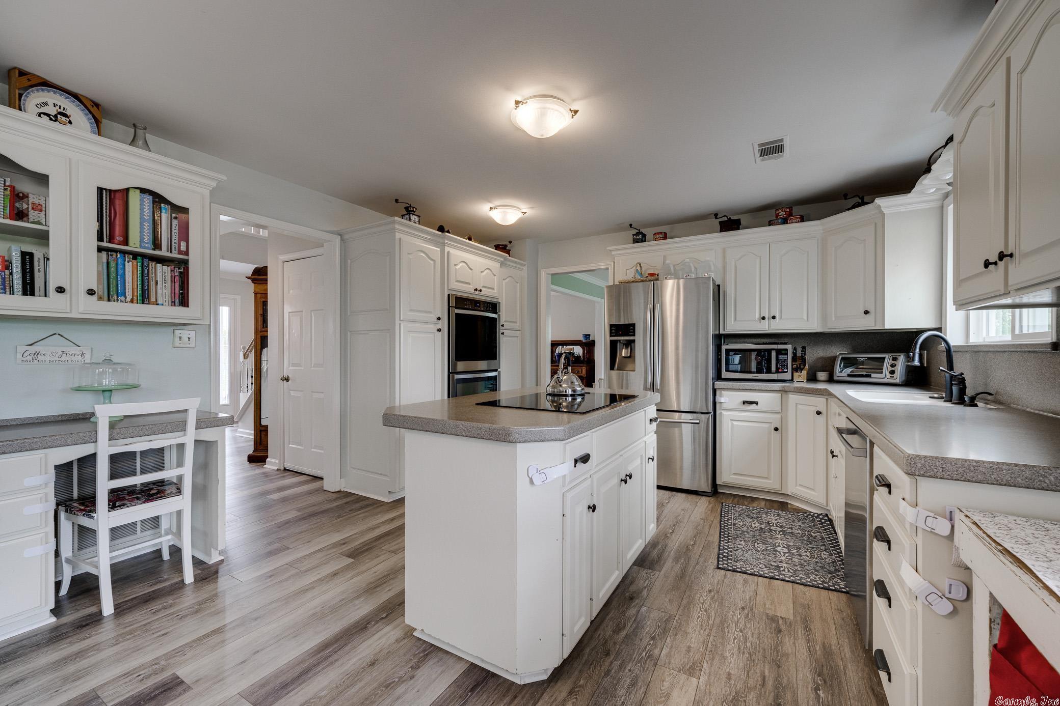 MILL CREEK EST - Residential