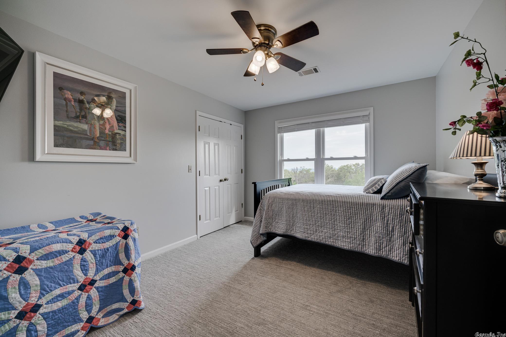 MILL CREEK EST - Residential