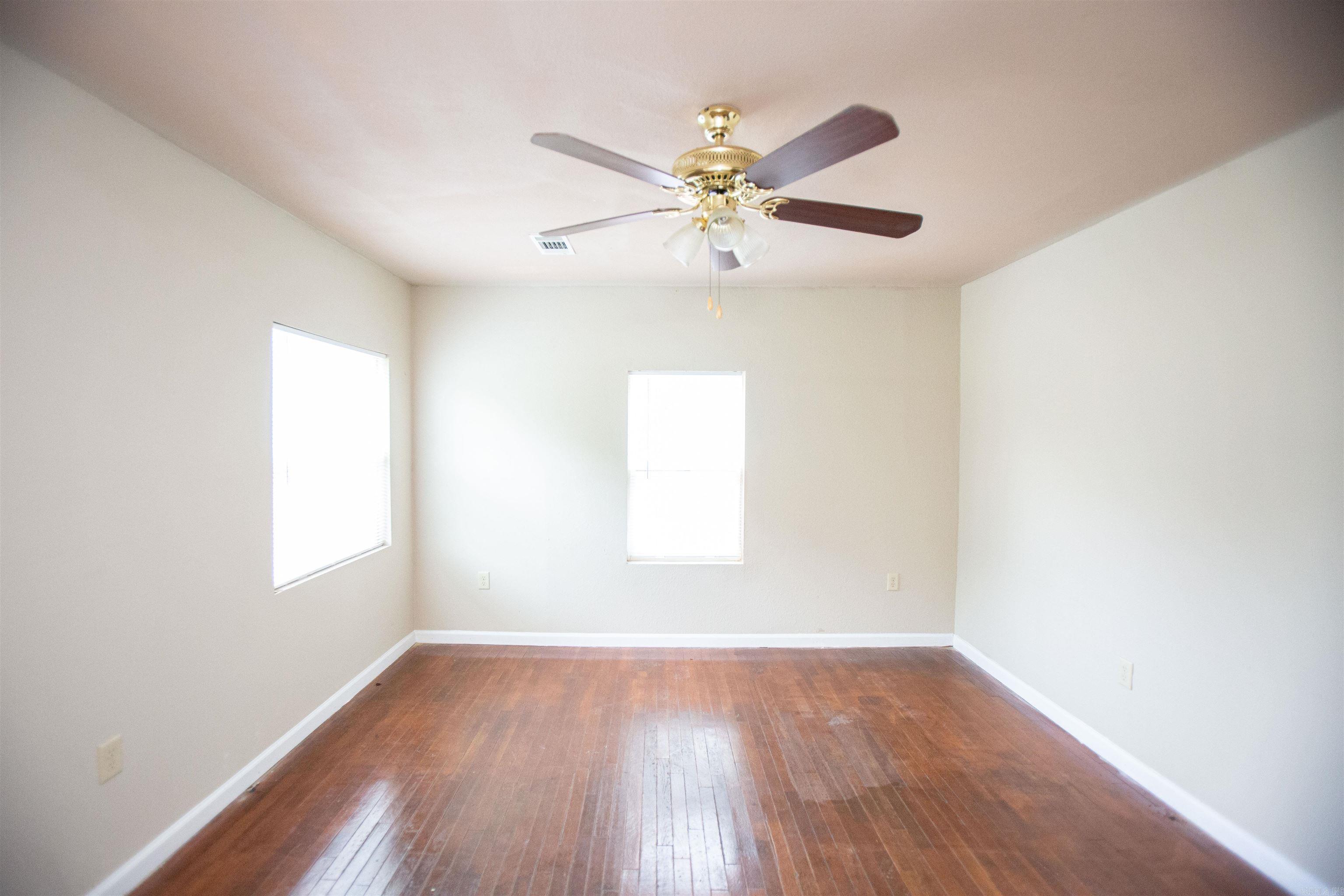 Weldon E Wrights - Residential Lease