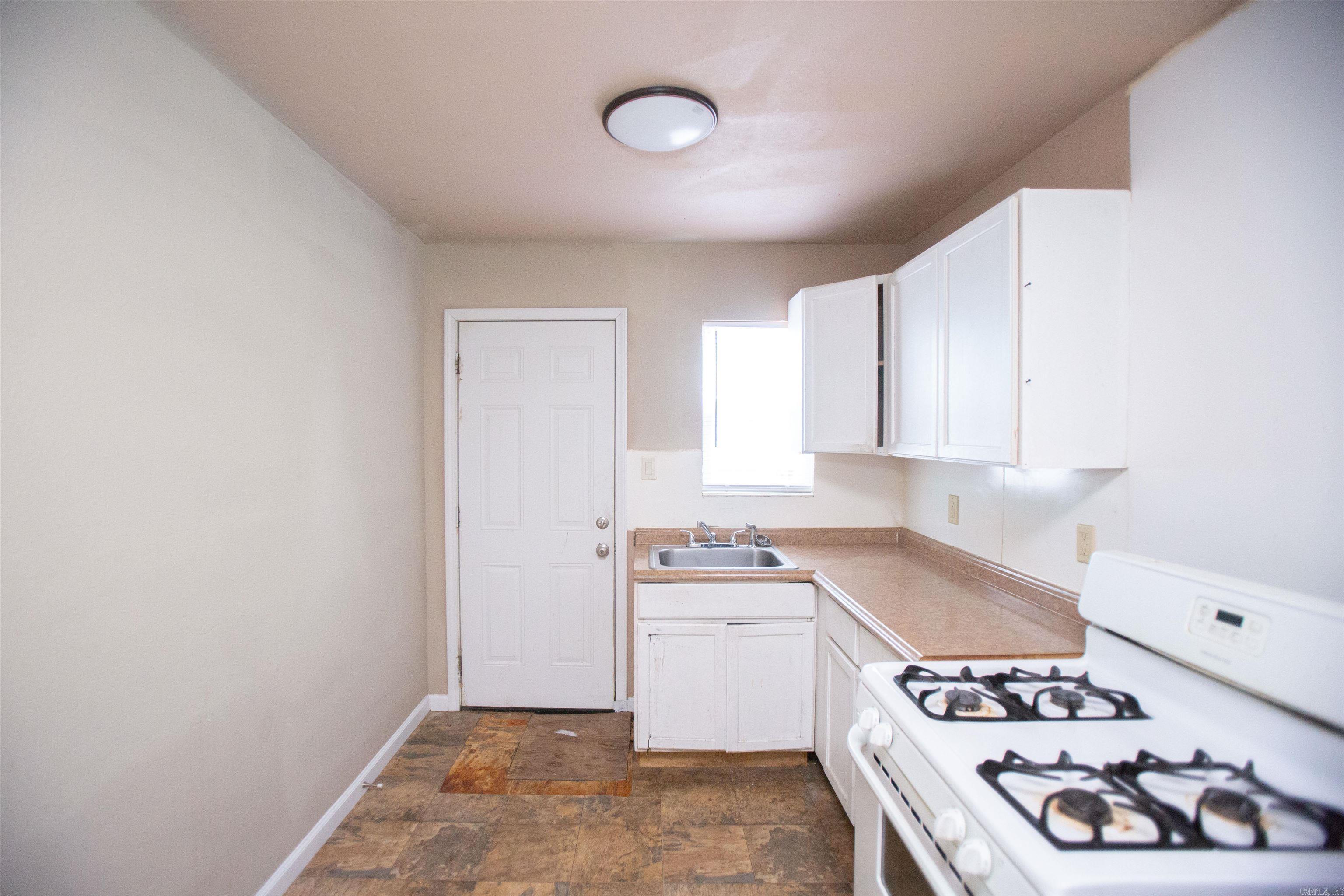 Weldon E Wrights - Residential Lease
