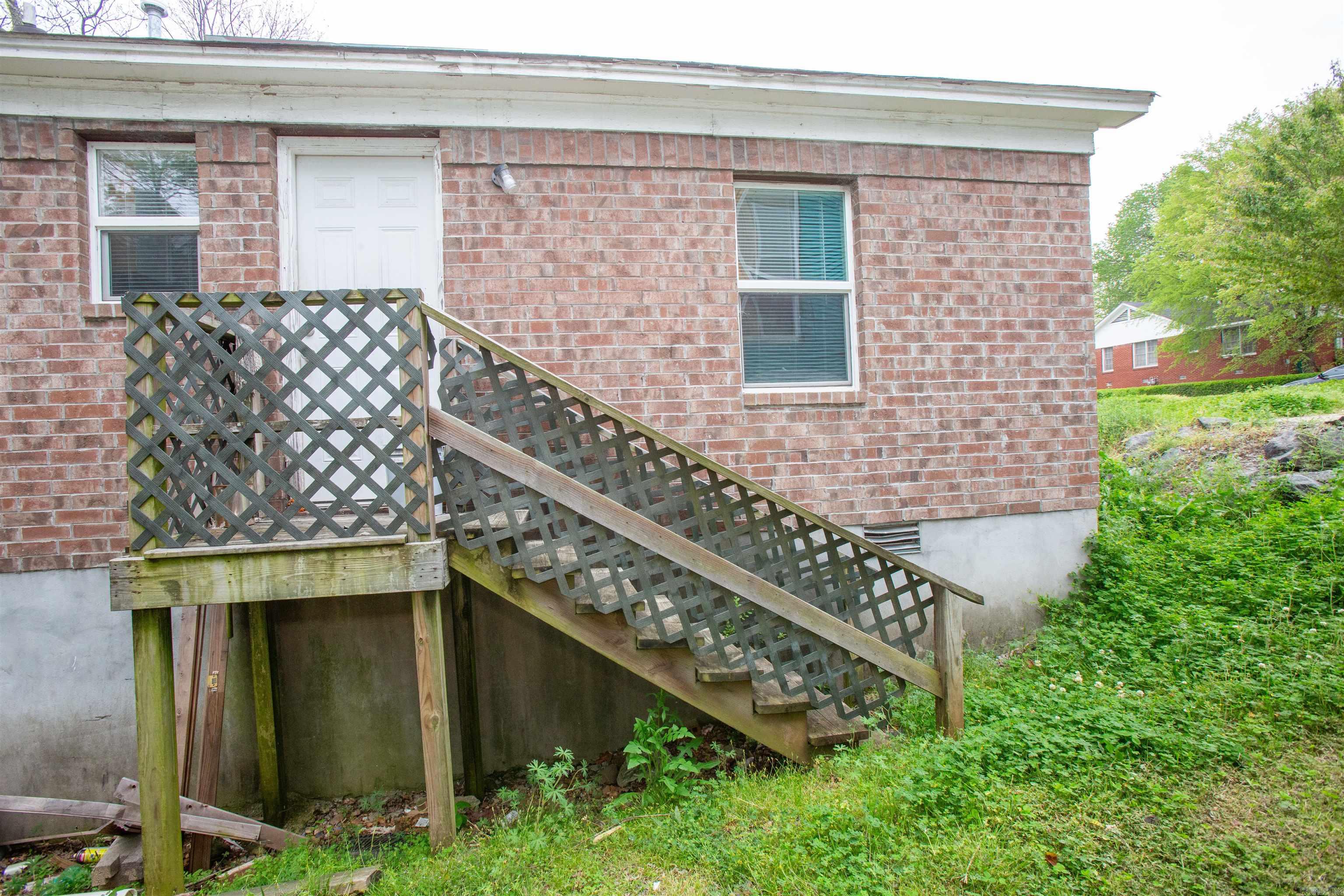Weldon E Wrights - Residential Lease