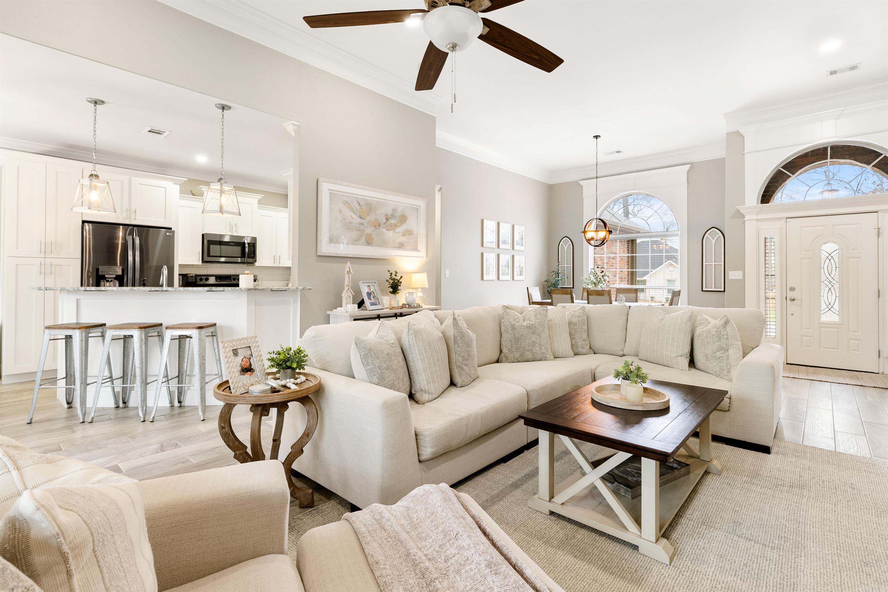 SILVER SPRINGS PH VII - Residential