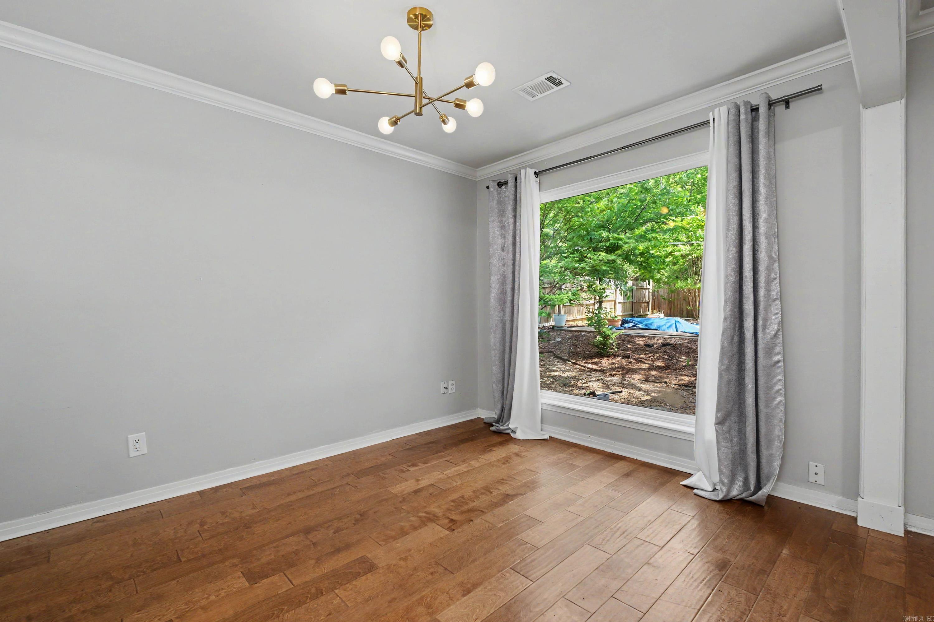 GREEN HILLS - Residential