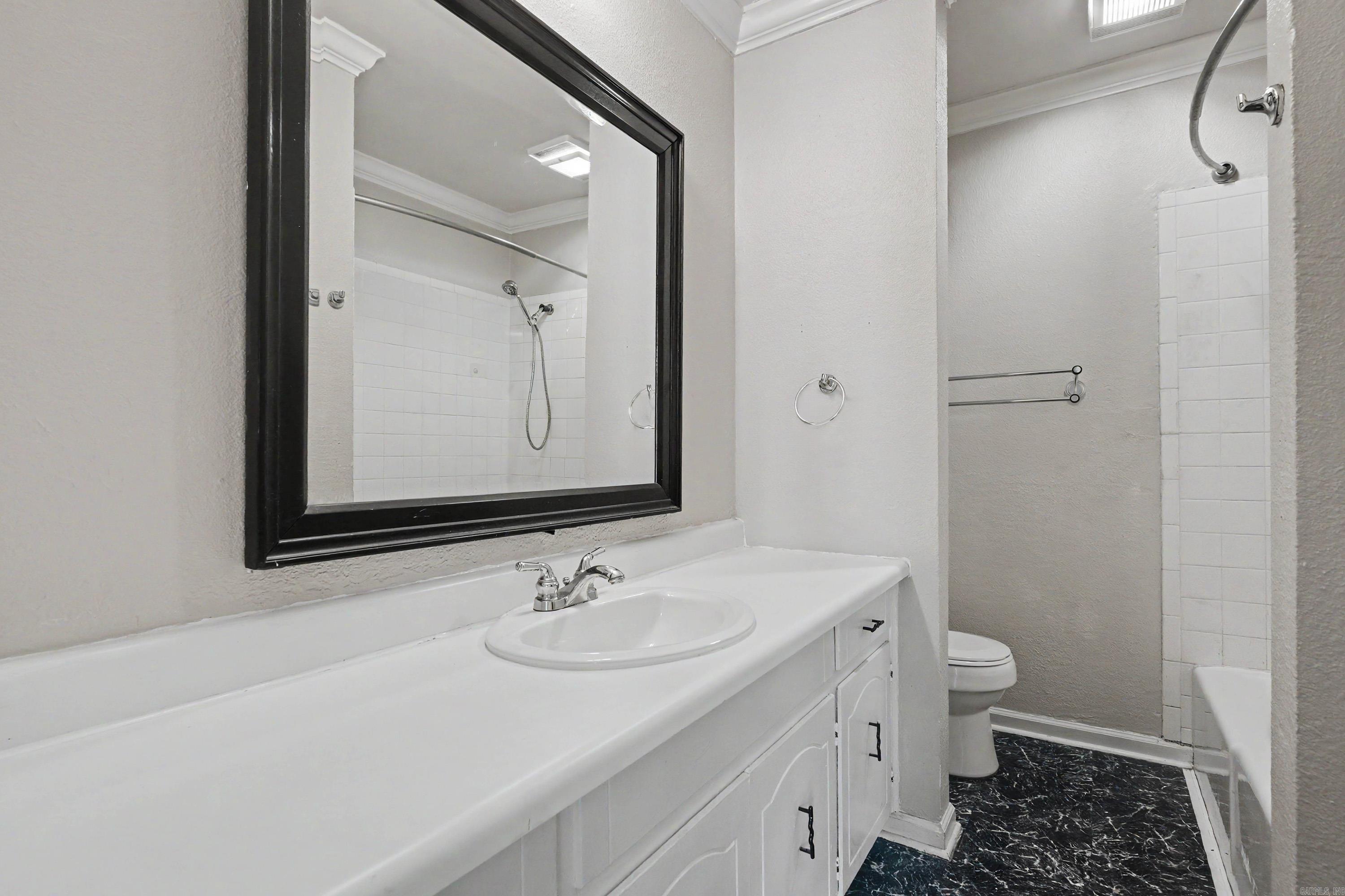 GREEN HILLS - Residential