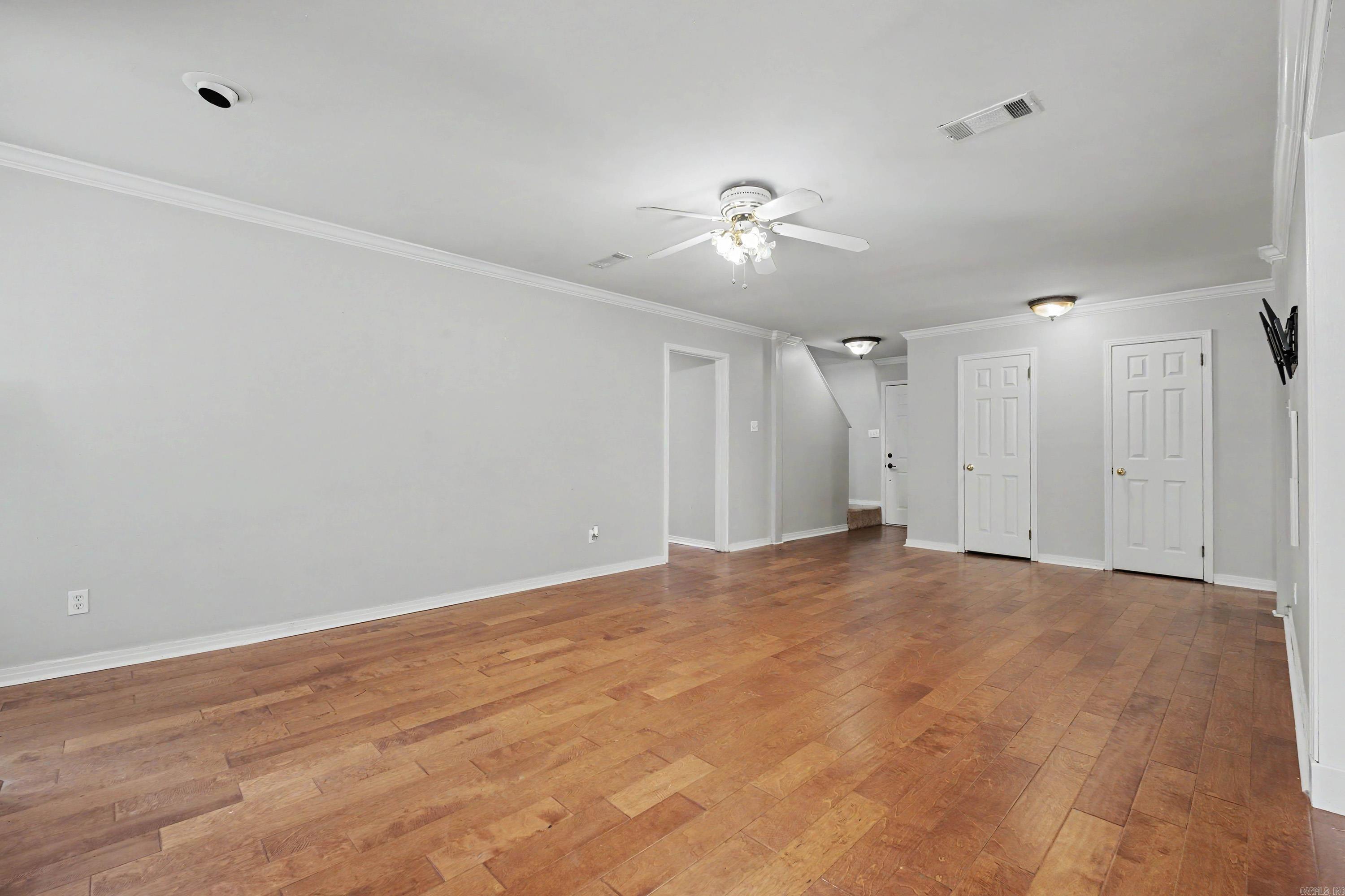 GREEN HILLS - Residential