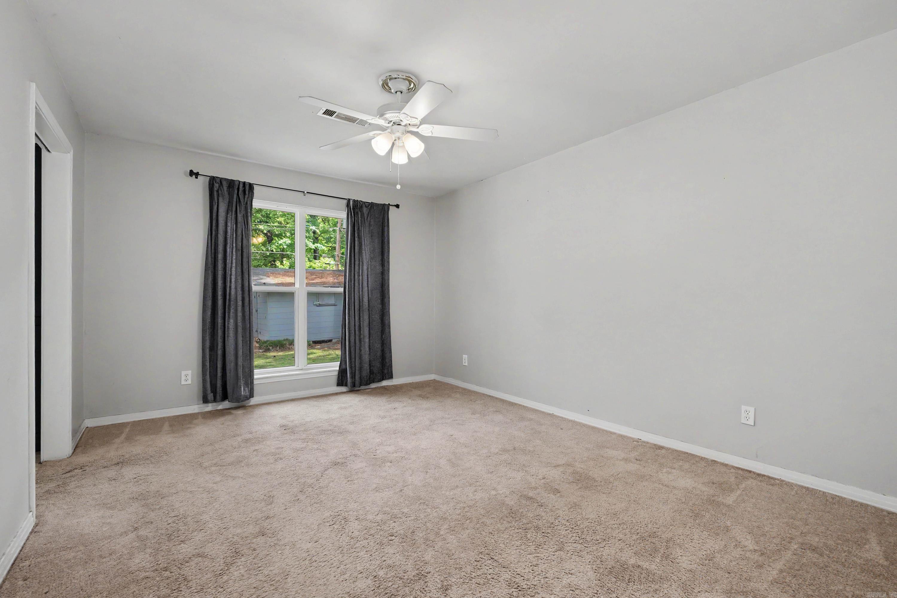 GREEN HILLS - Residential