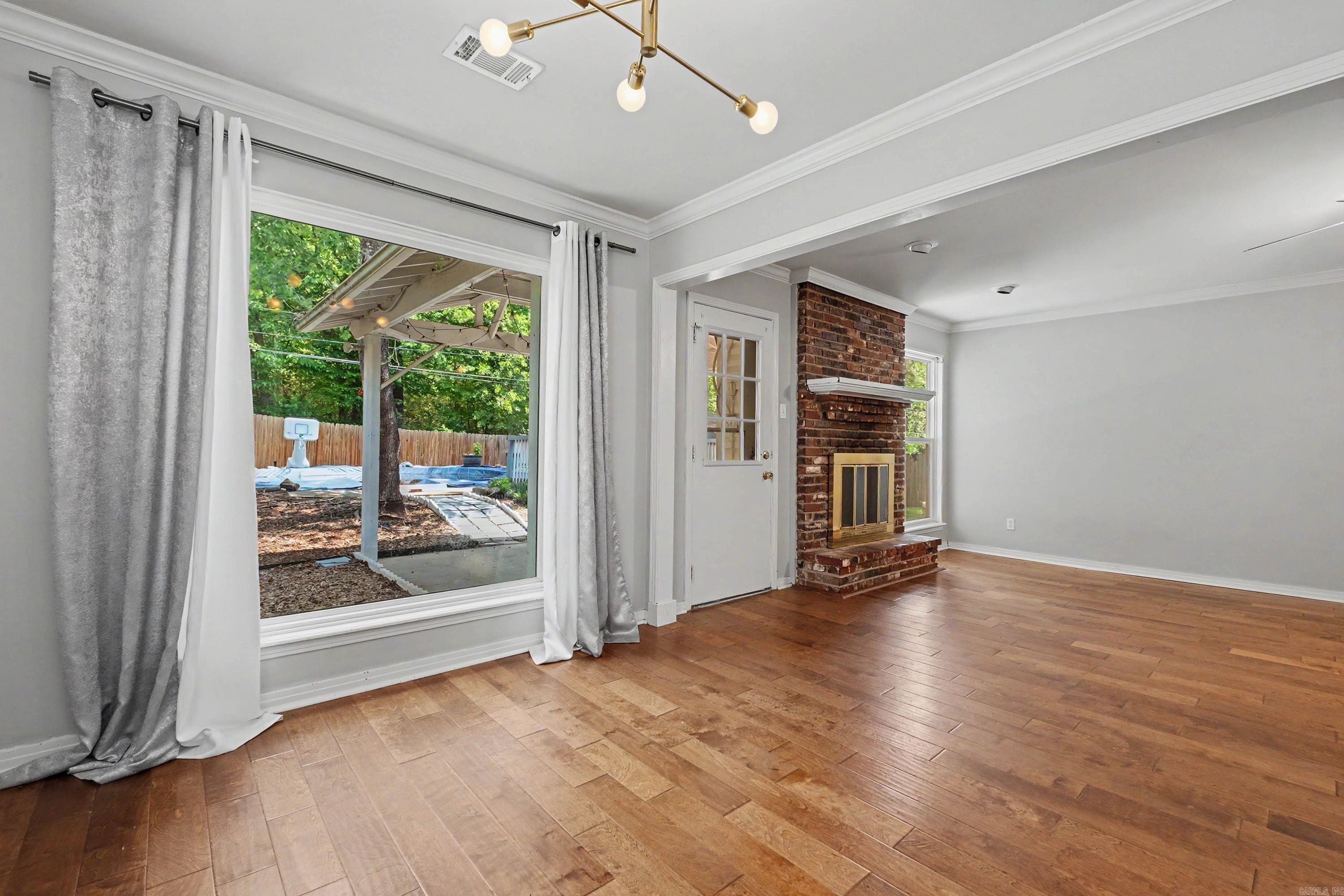 GREEN HILLS - Residential