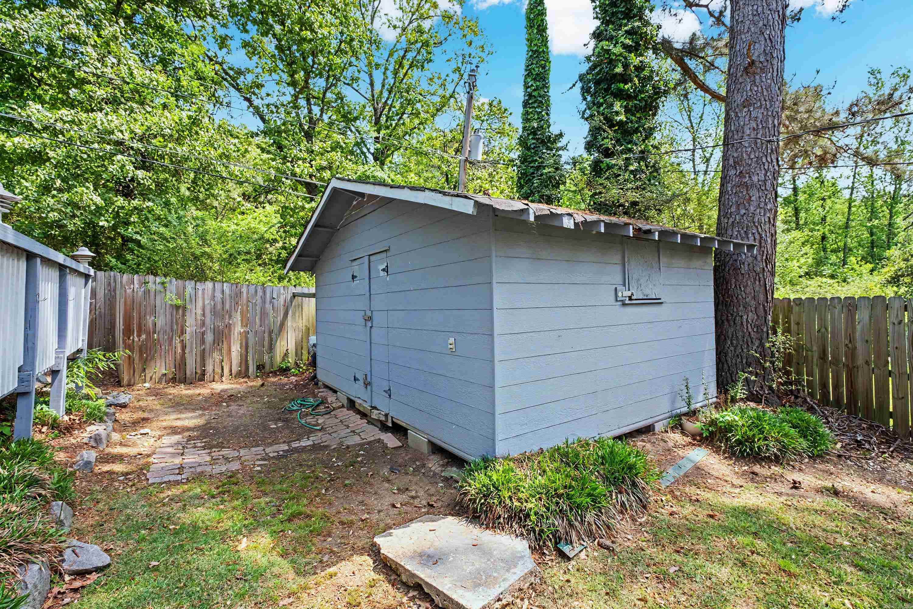 GREEN HILLS - Residential