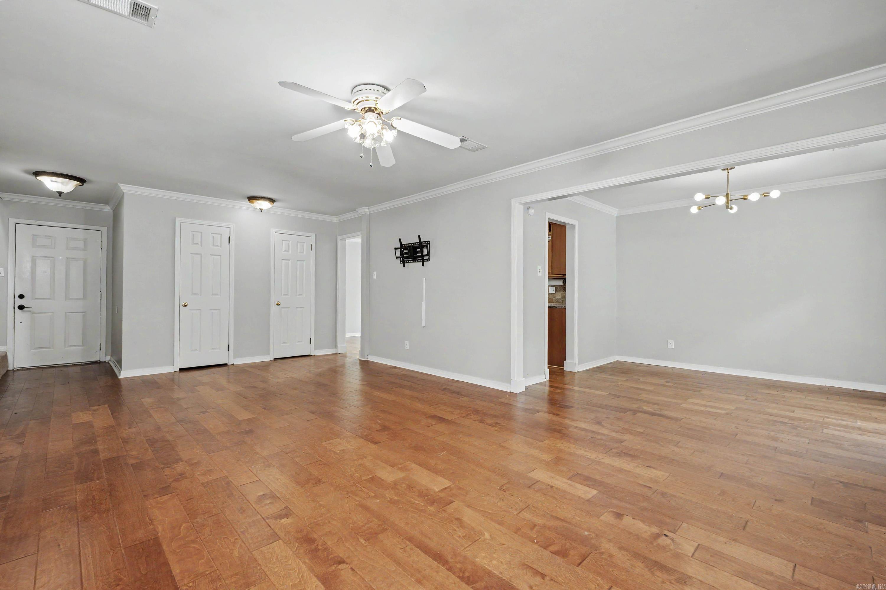 GREEN HILLS - Residential