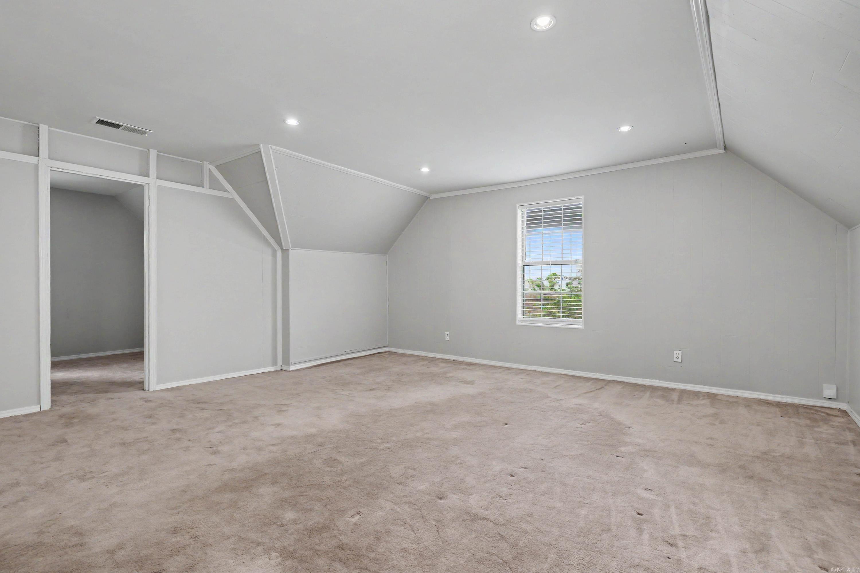 GREEN HILLS - Residential