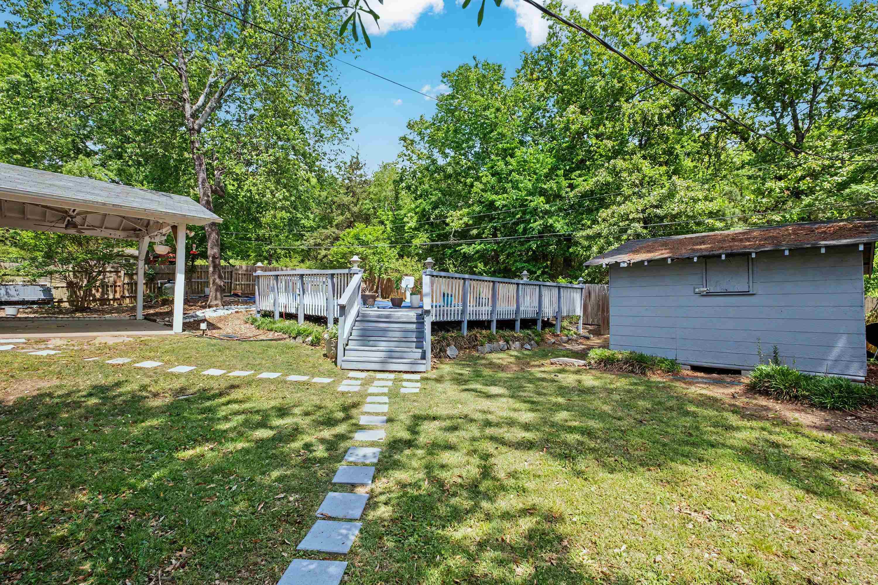 GREEN HILLS - Residential