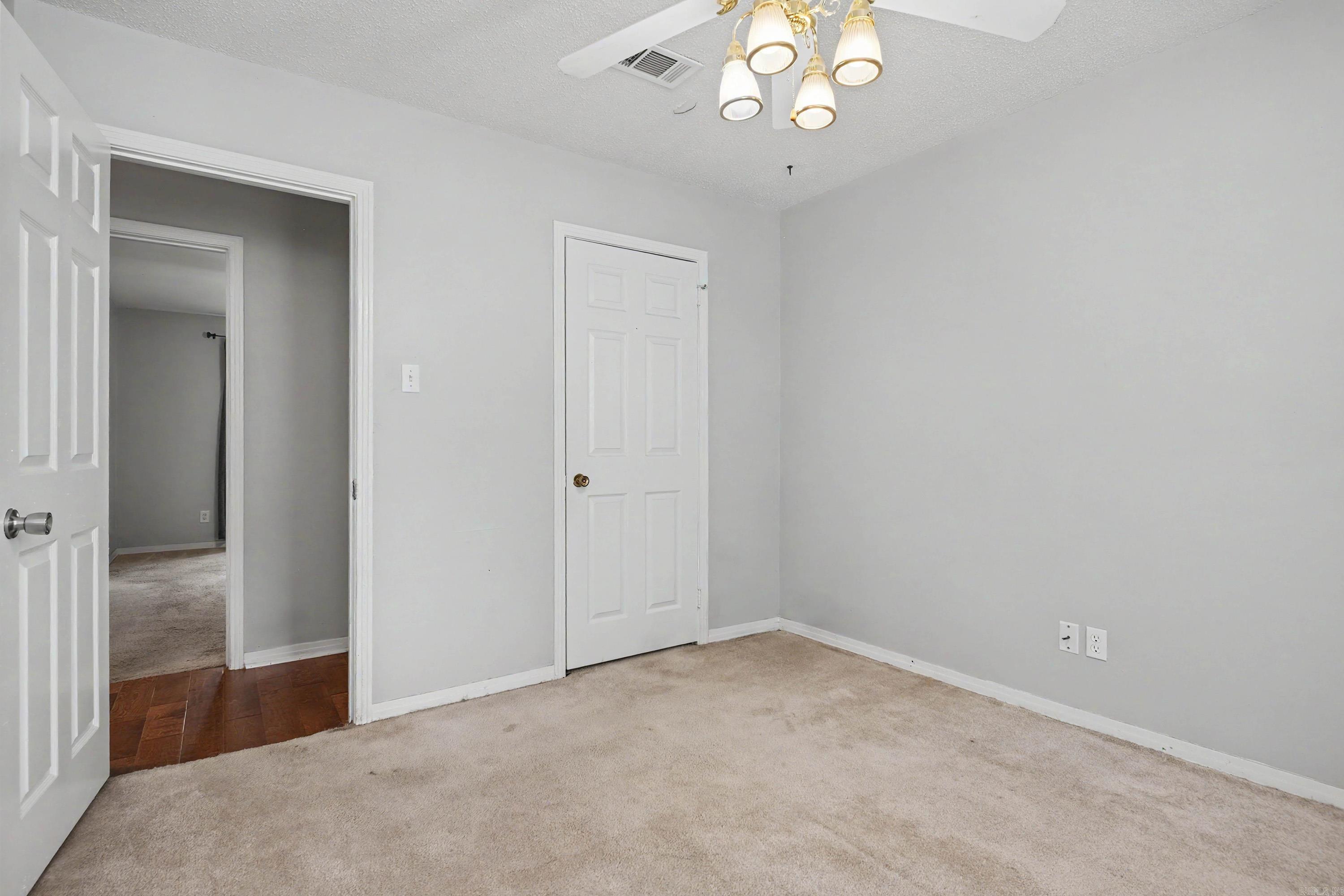 GREEN HILLS - Residential