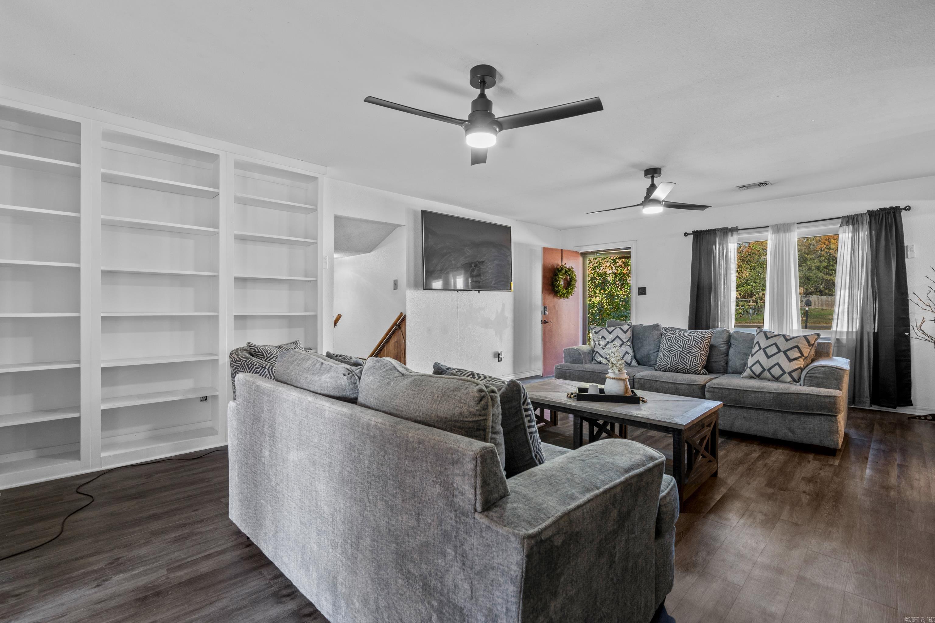 Pine Meadows 1 - Residential