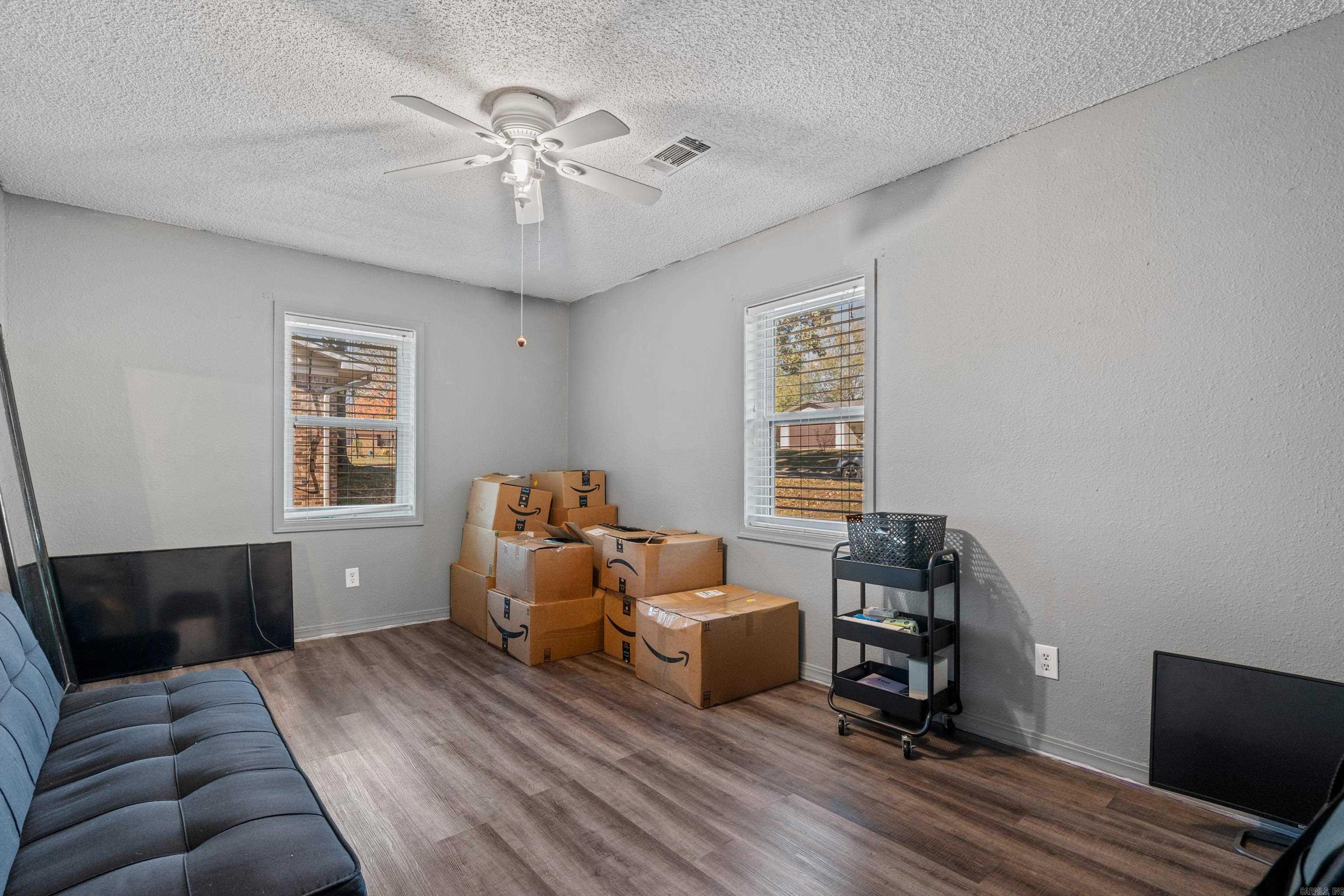 Pine Meadows 1 - Residential