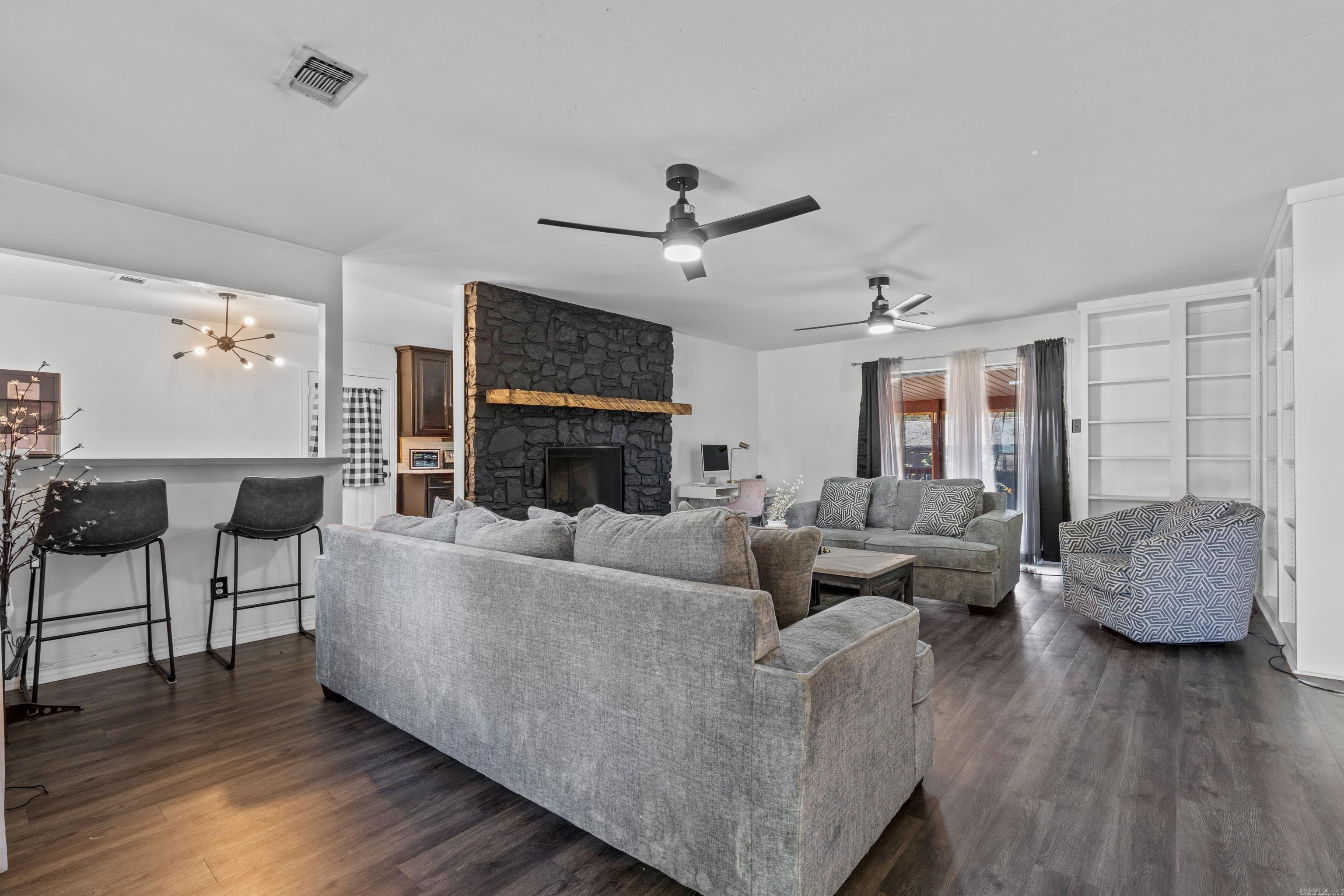 Pine Meadows 1 - Residential