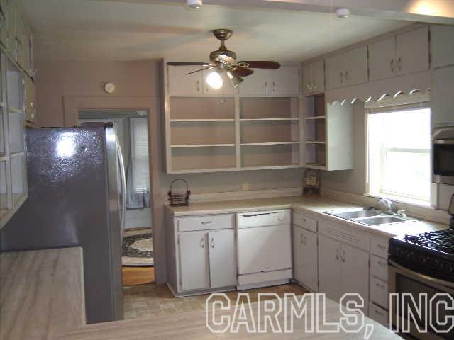Photo 10 of 25 of 400 N 2nd St.. house
