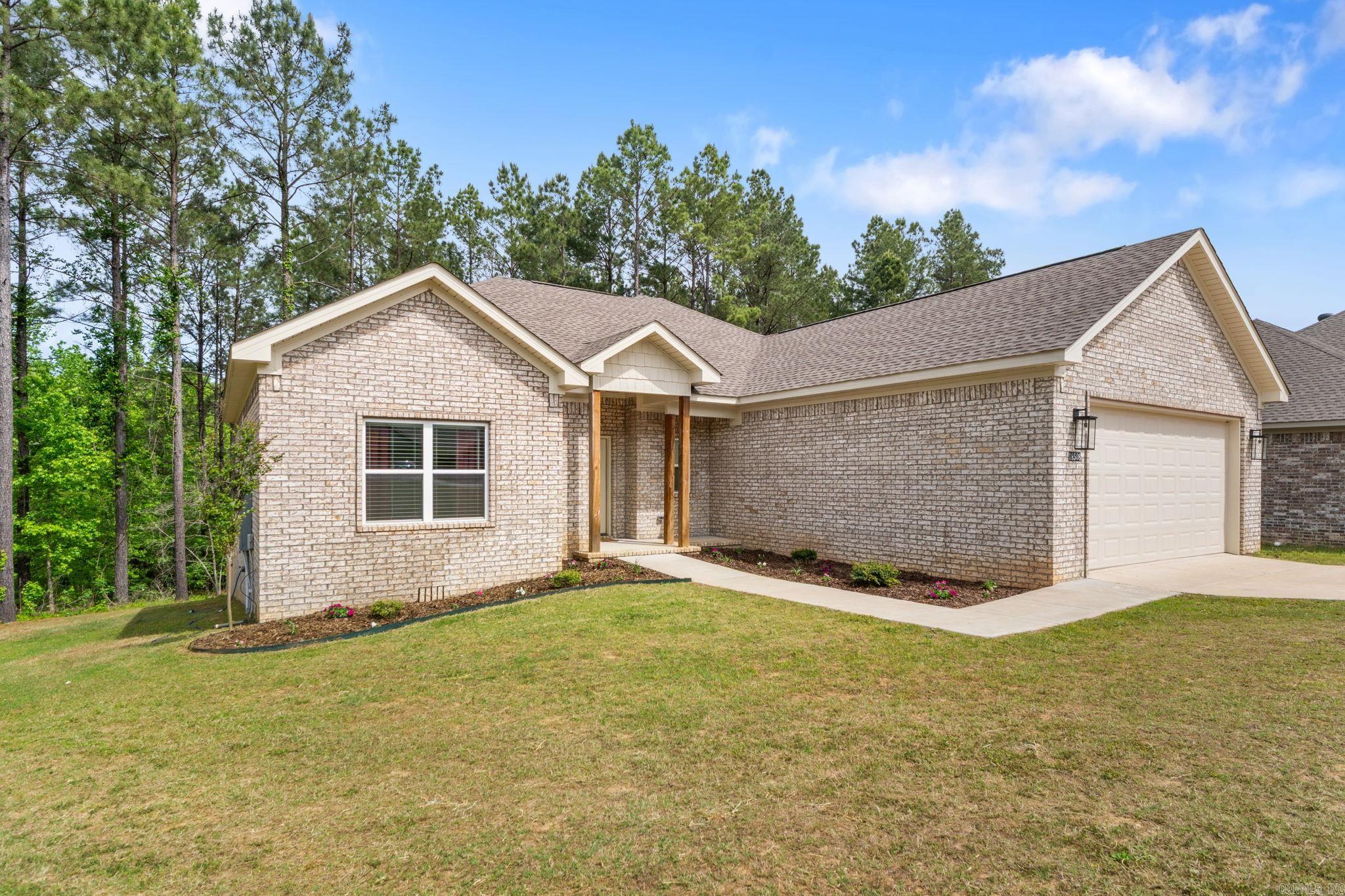 THE PINES AT PARKWAY TRAILS - Residential