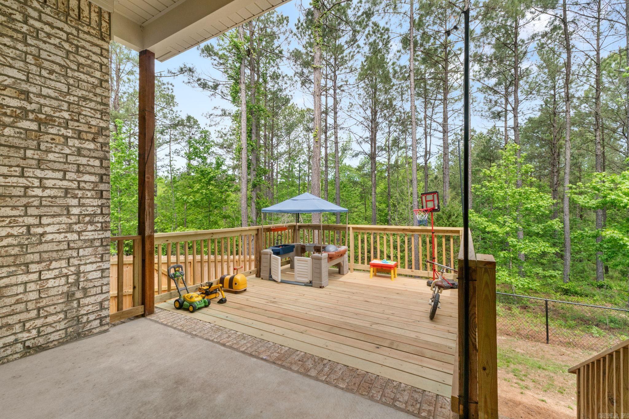 THE PINES AT PARKWAY TRAILS - Residential
