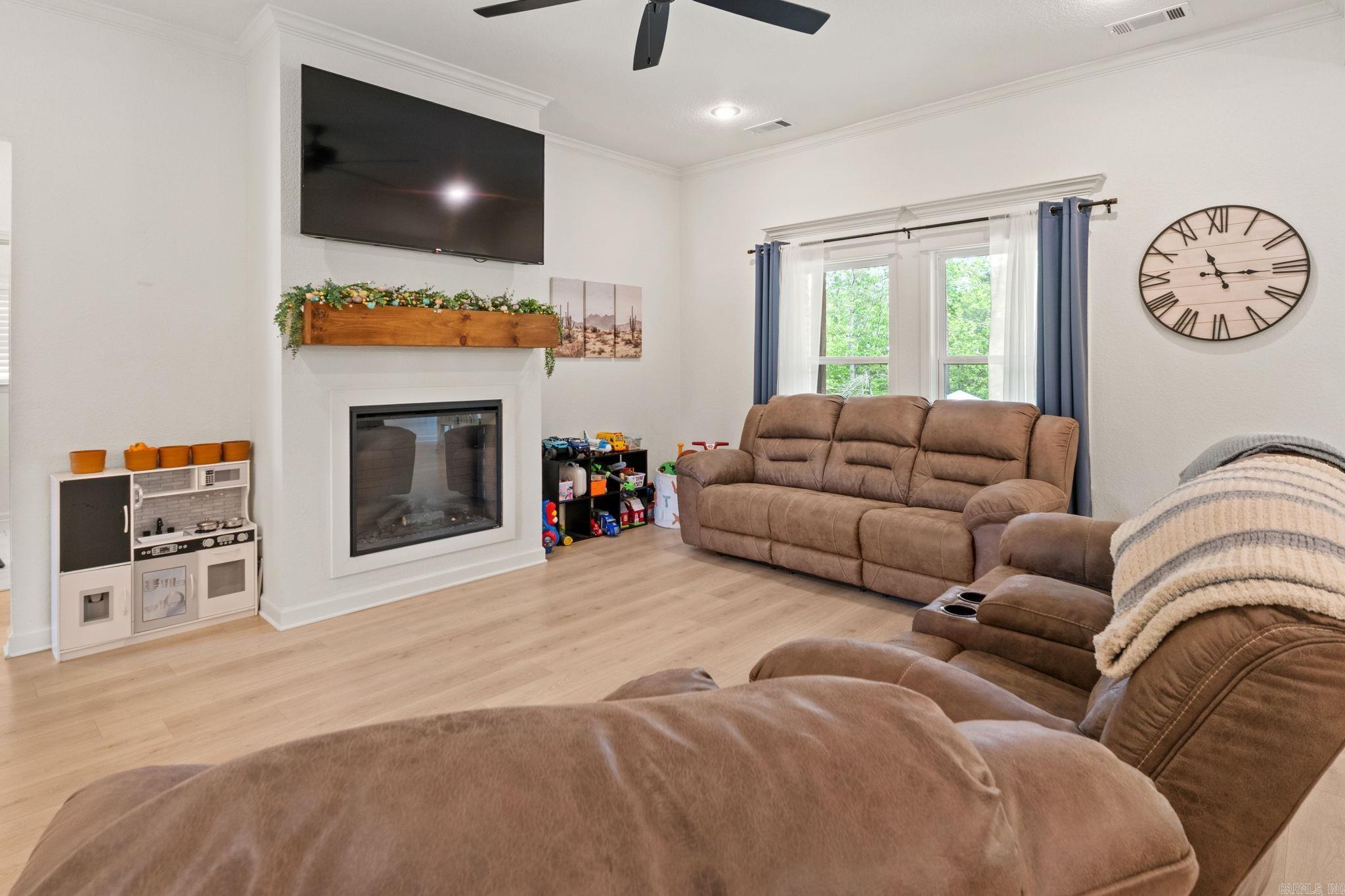 THE PINES AT PARKWAY TRAILS - Residential