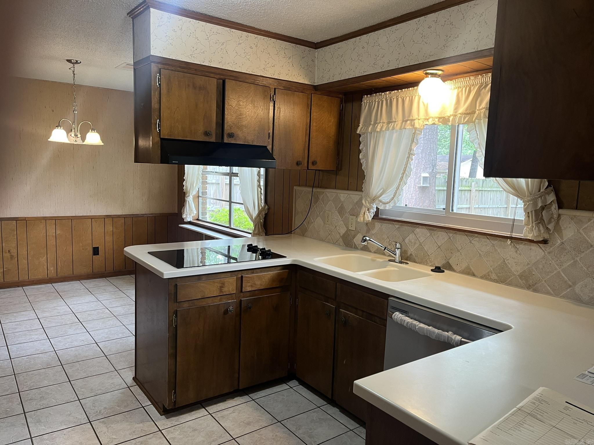 INDIAN HILLS PHASE - Residential