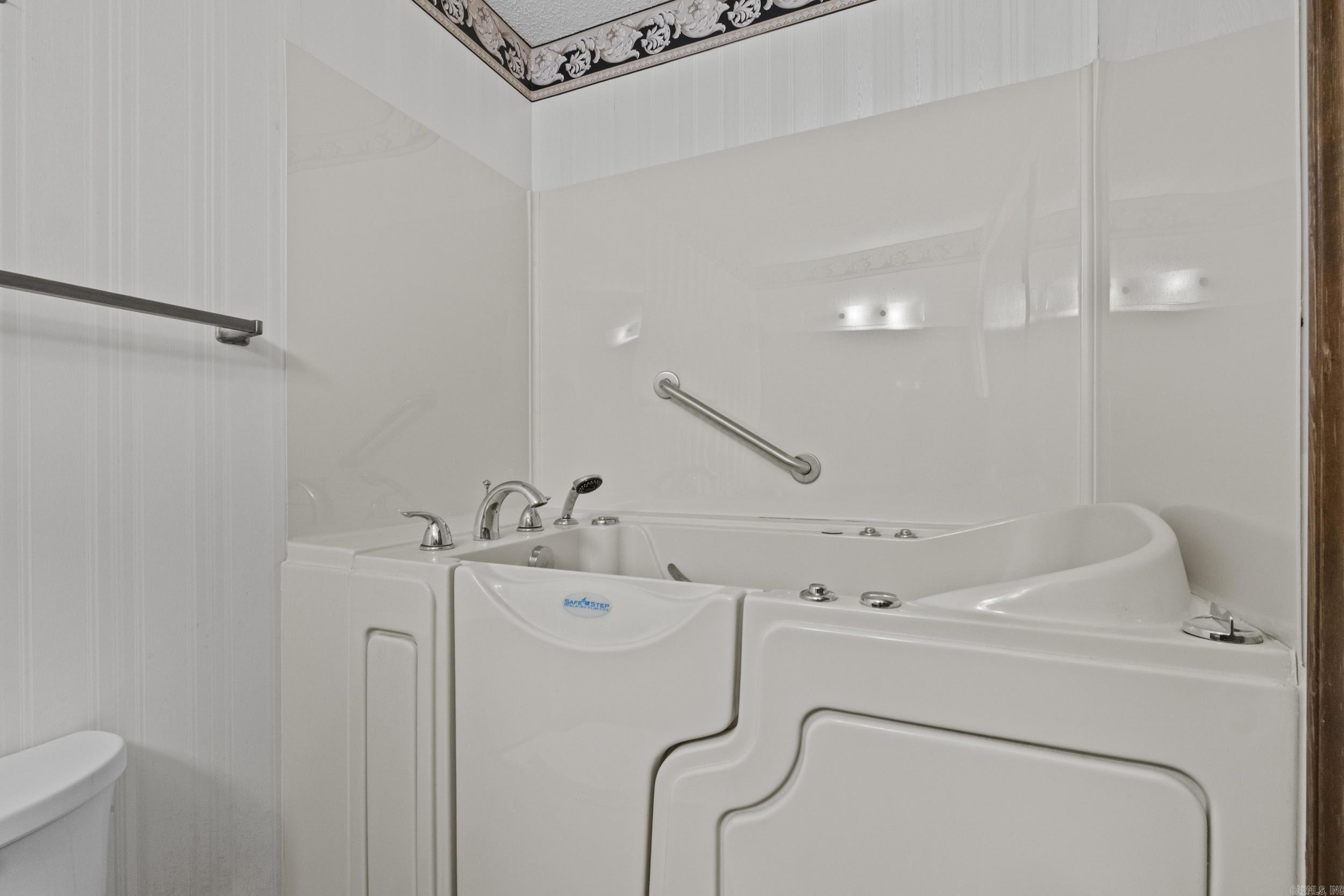 EDGEPARK TO COOK MTN VIL - Residential