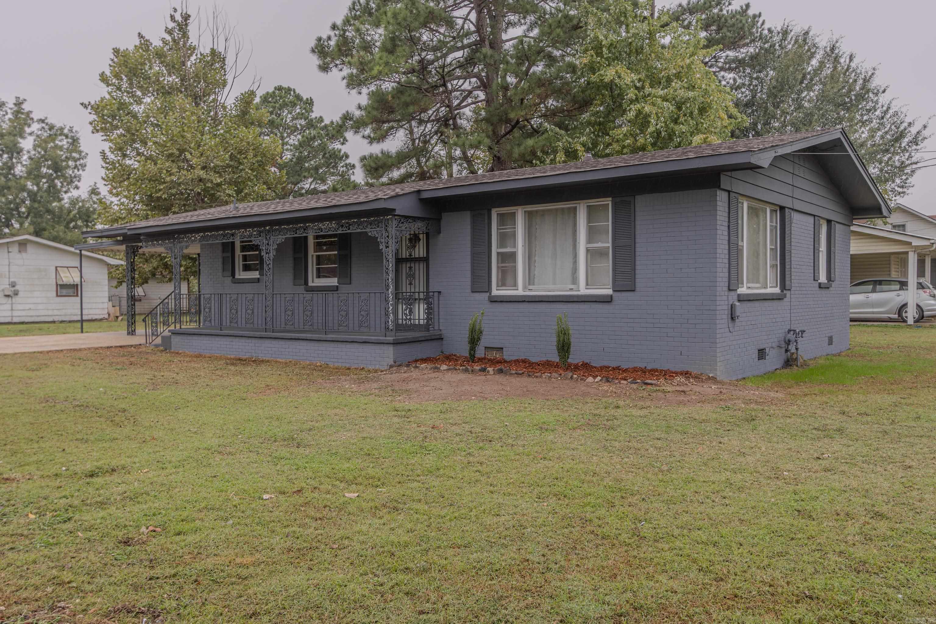 Henley 2nd - Residential