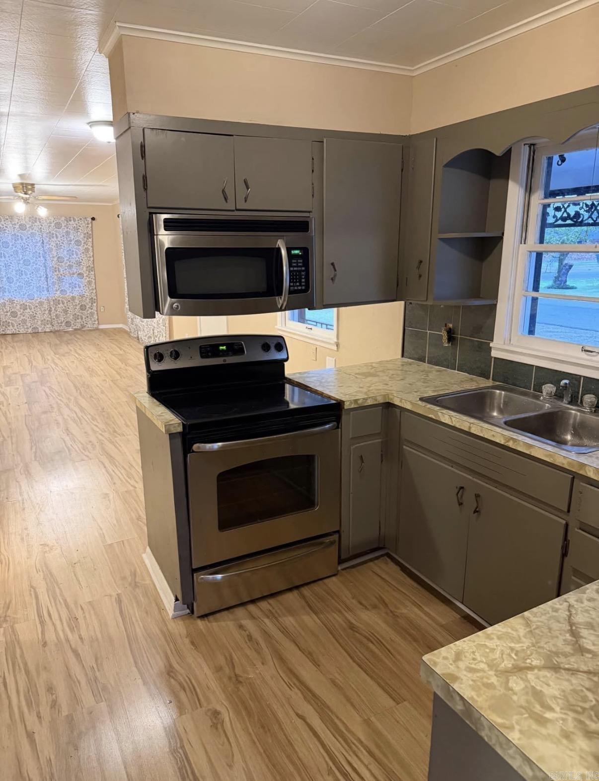 Henley 2nd - Residential