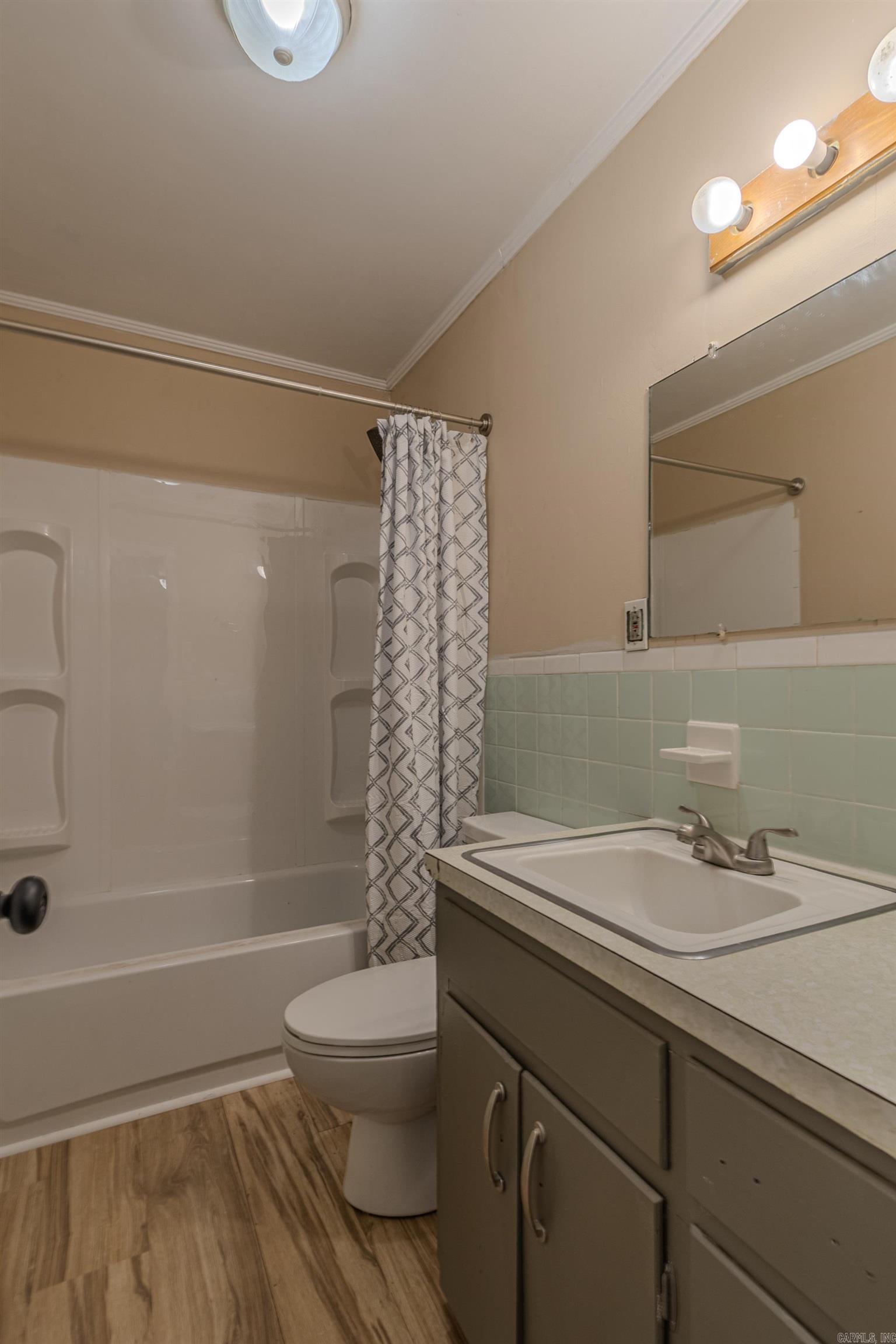 Henley 2nd - Residential