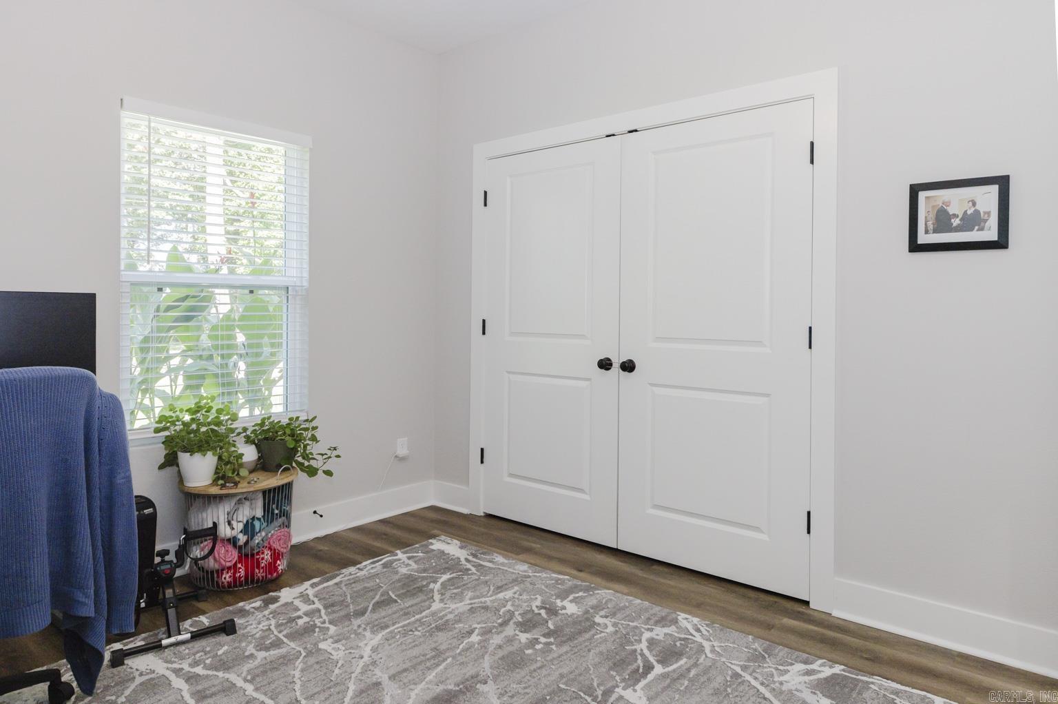 MACK THOMAS - Residential