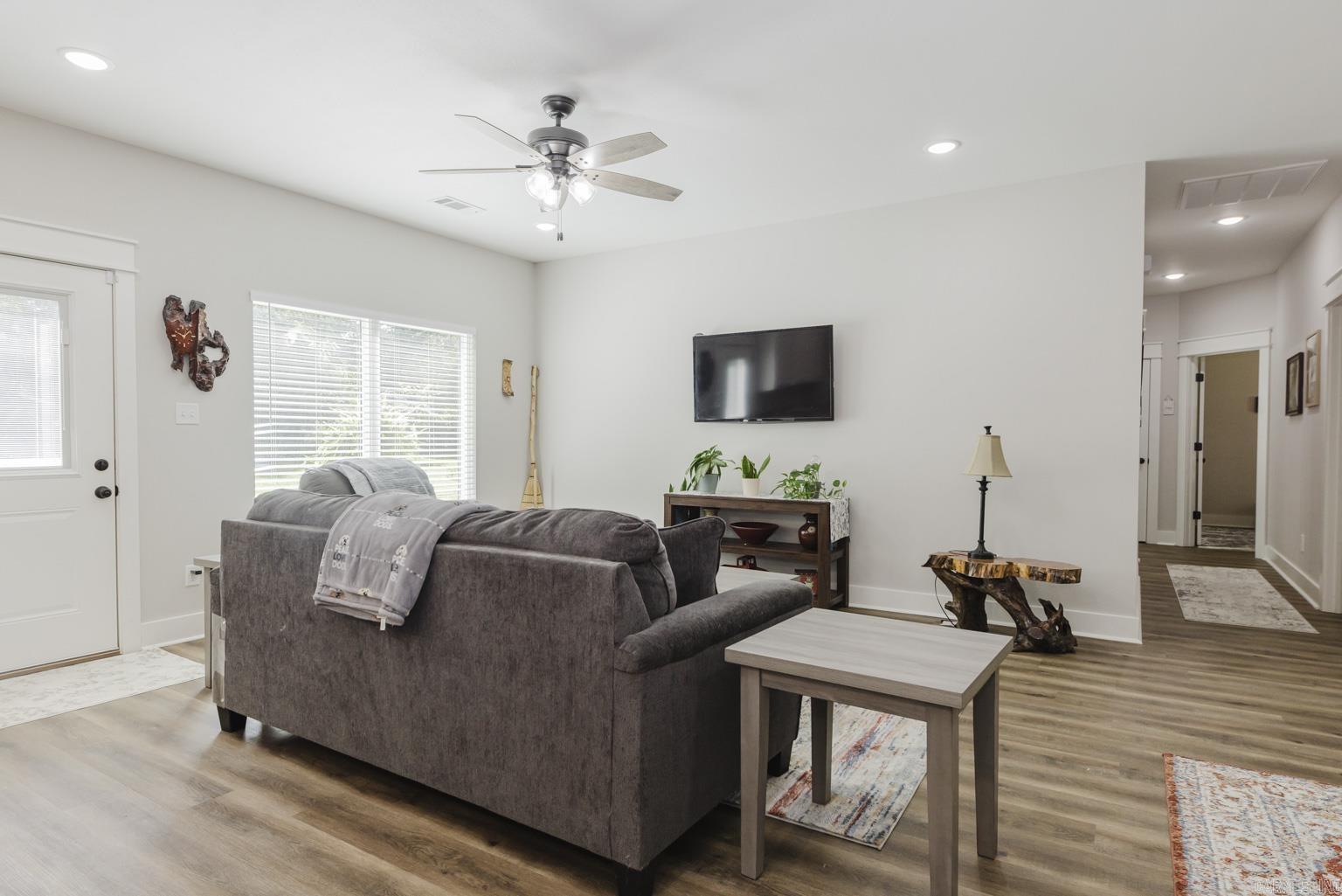 MACK THOMAS - Residential