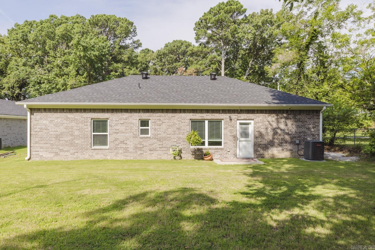 MACK THOMAS - Residential