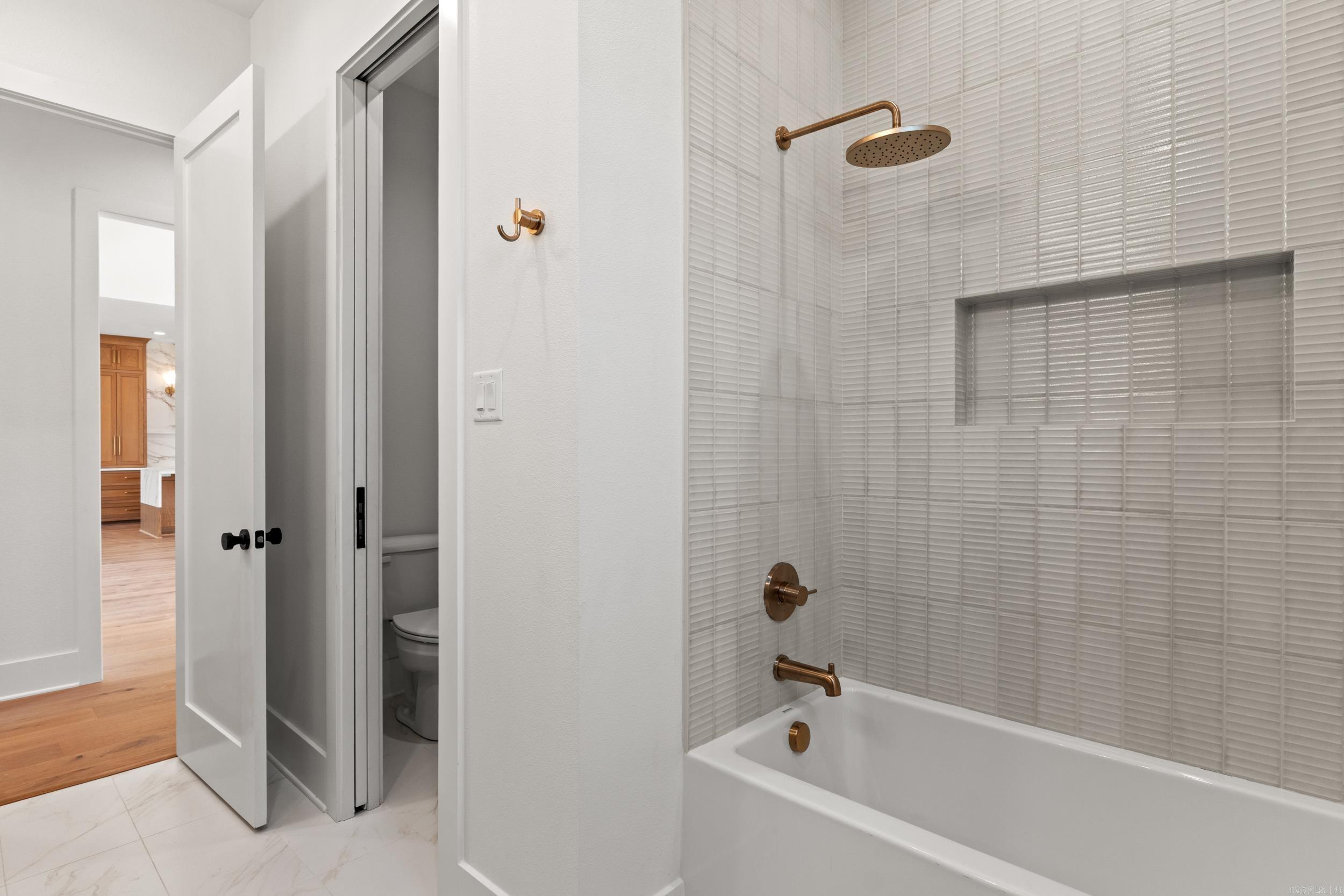 Lands End Estates - Residential