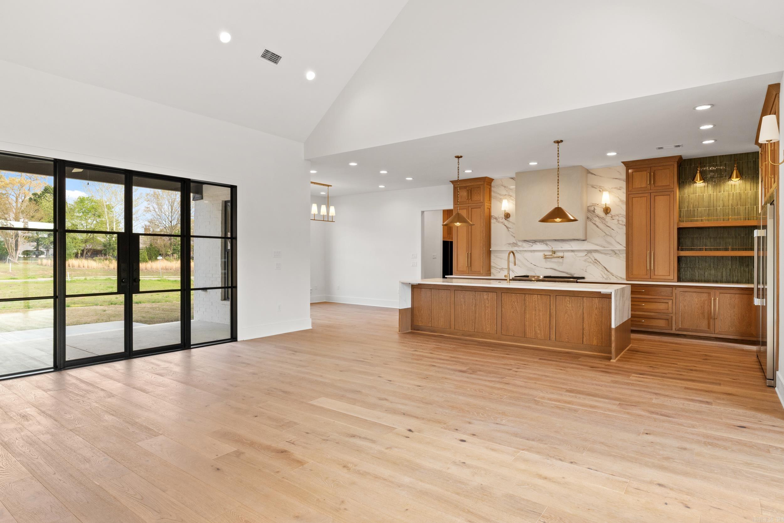 Lands End Estates - Residential