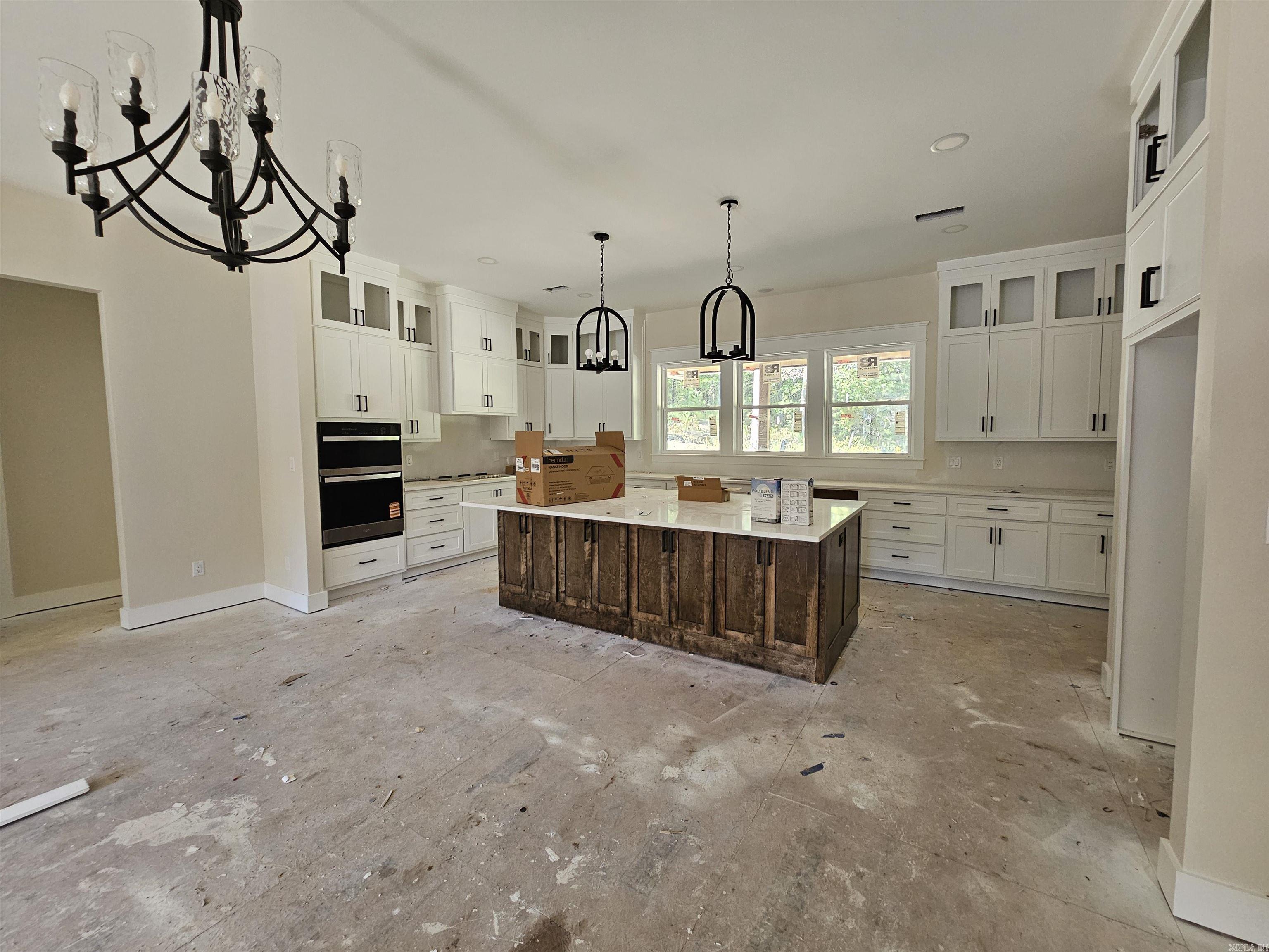 ROLLING MANOR - Residential