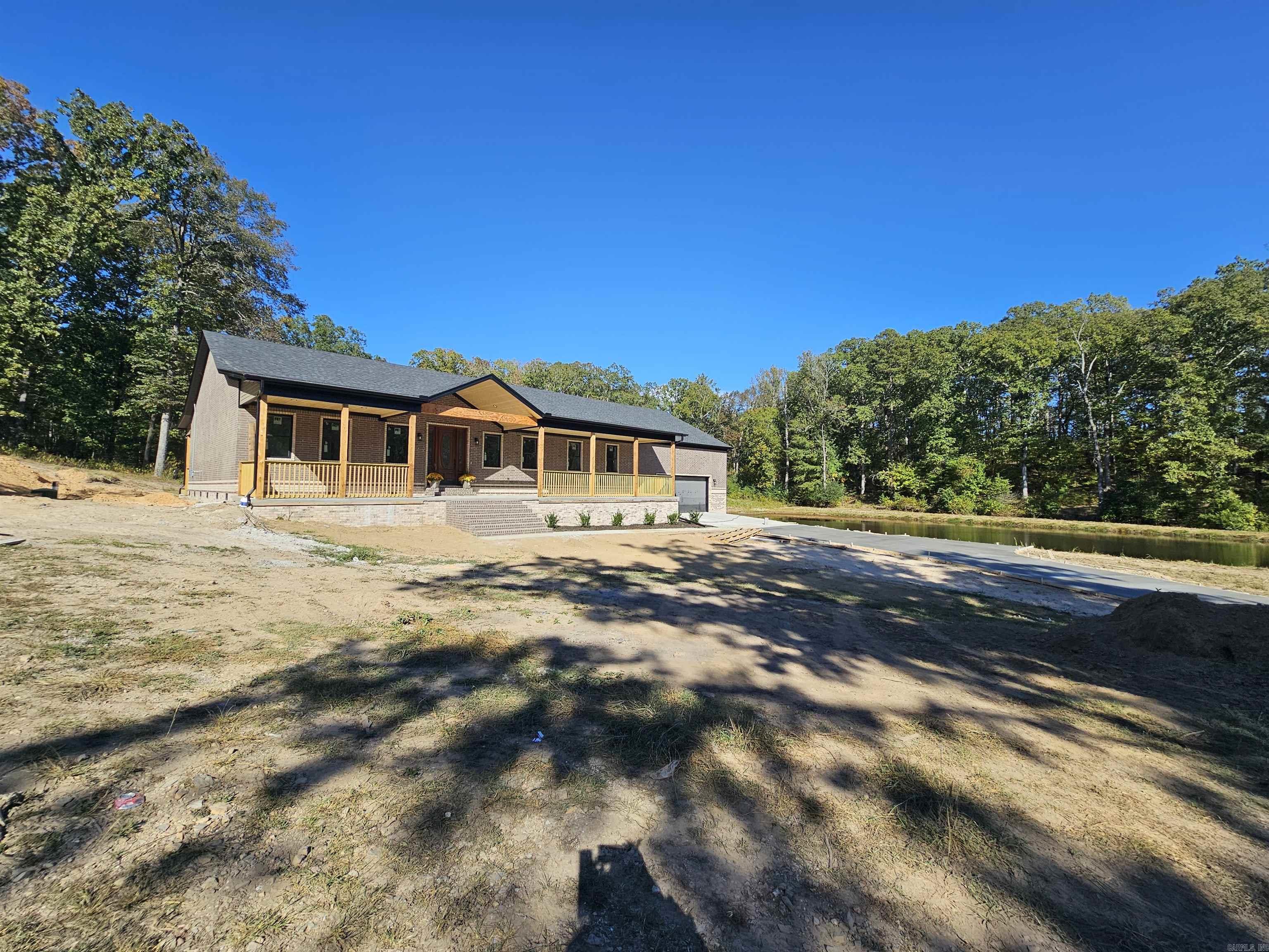 ROLLING MANOR - Residential