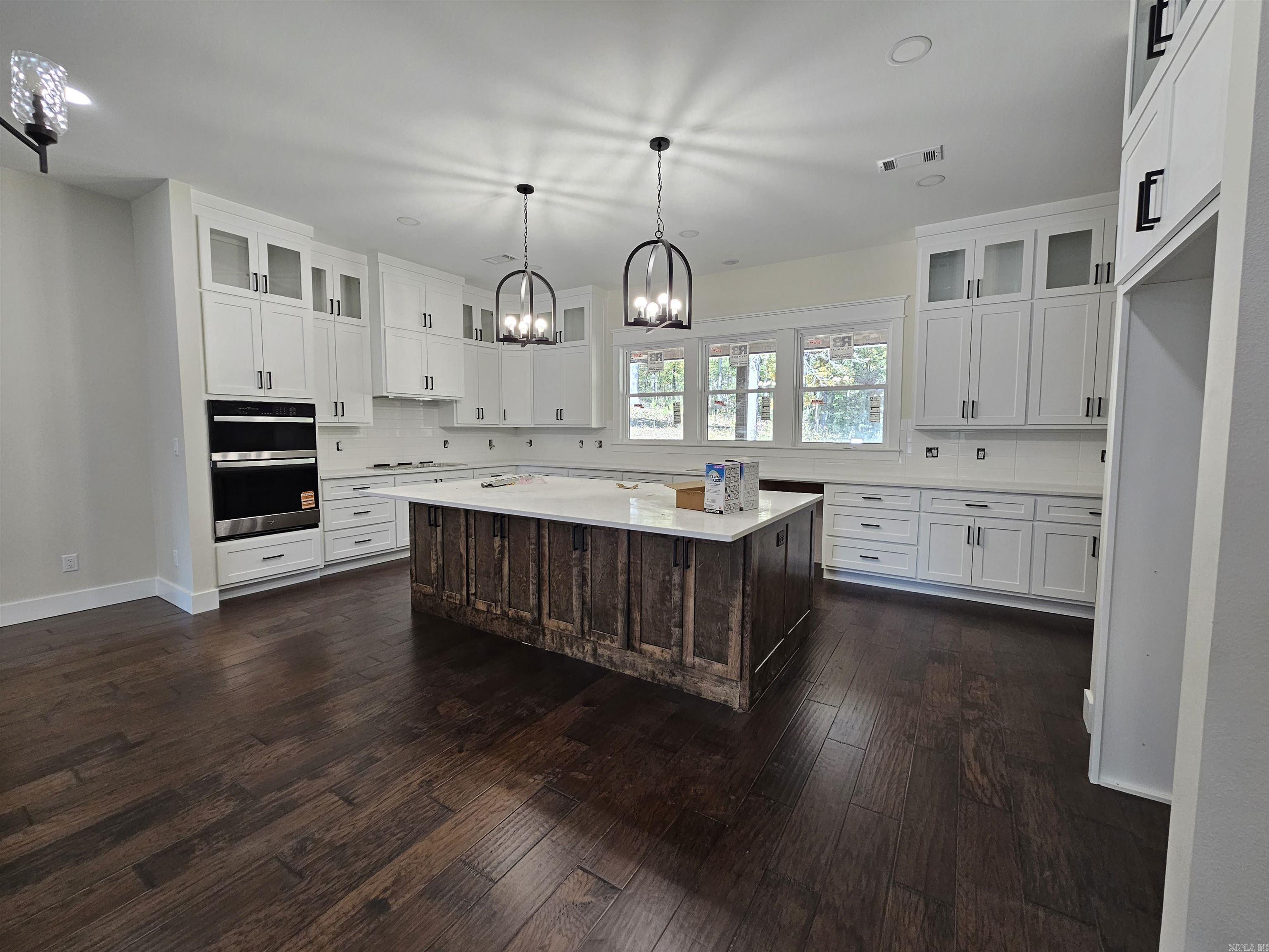 ROLLING MANOR - Residential