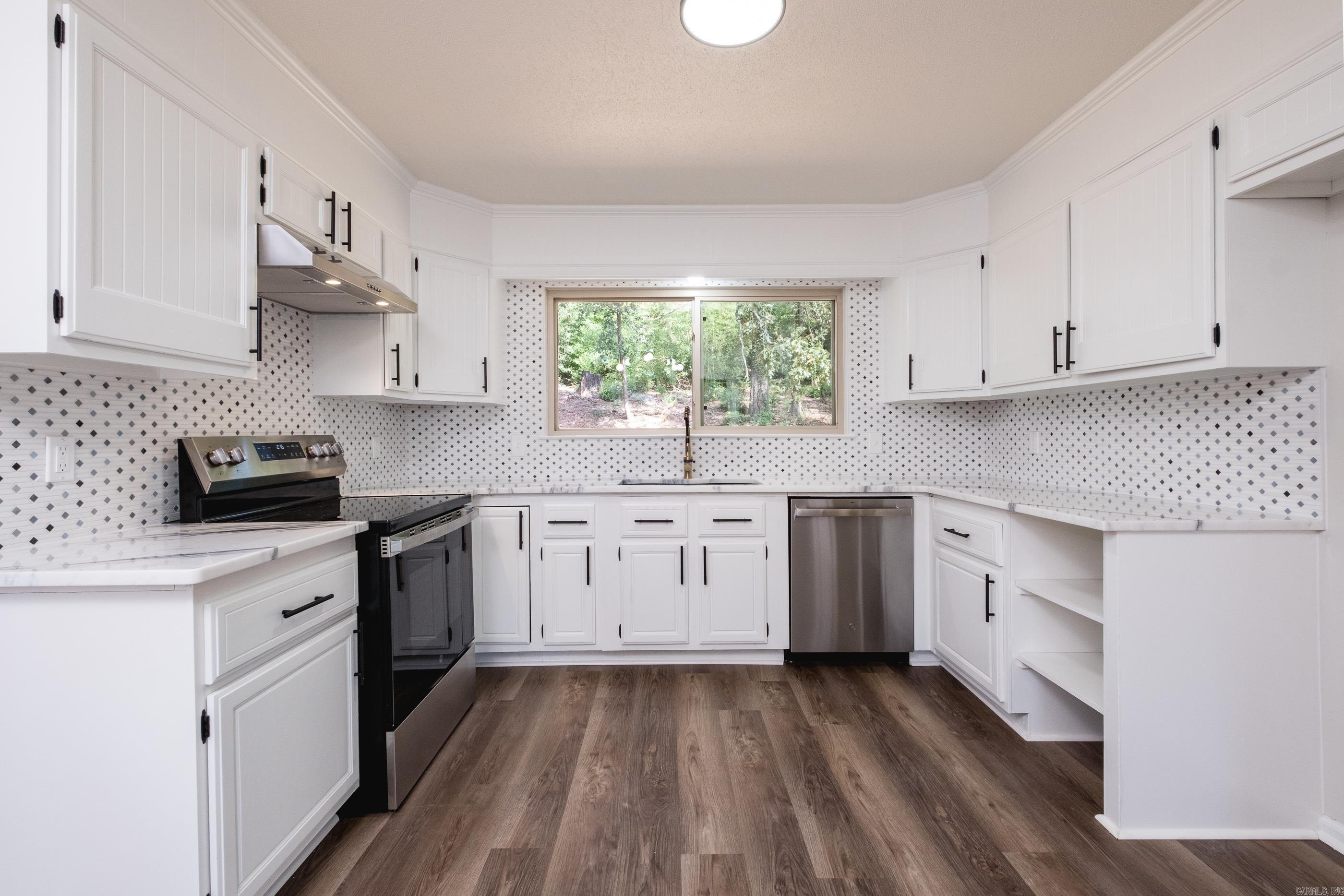 BROOKFIELD - Residential